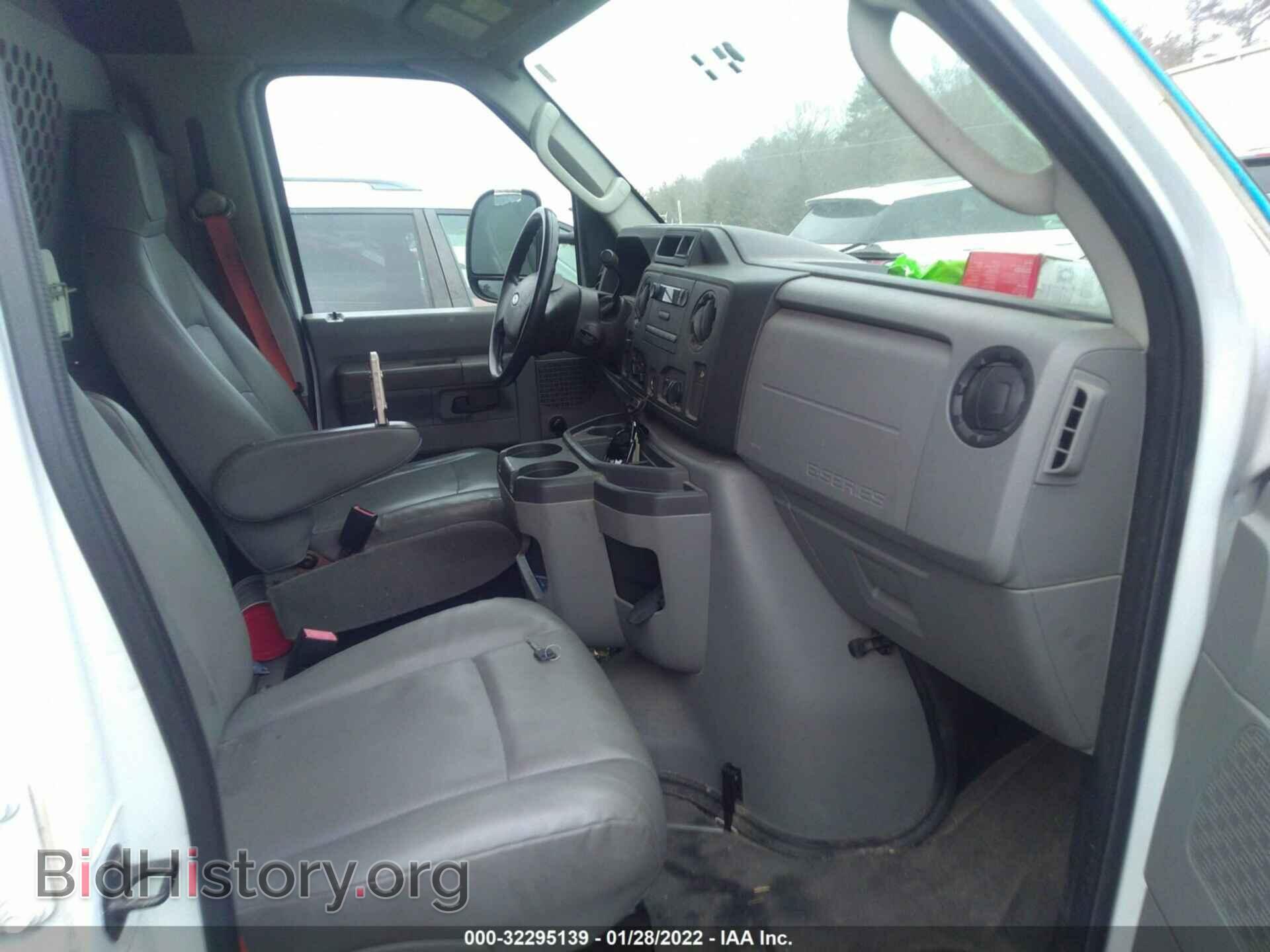 2013 FORD ECONOLINE CARGO VAN - VIN: 1FTNE1EW8DDA70239 - Фото 5