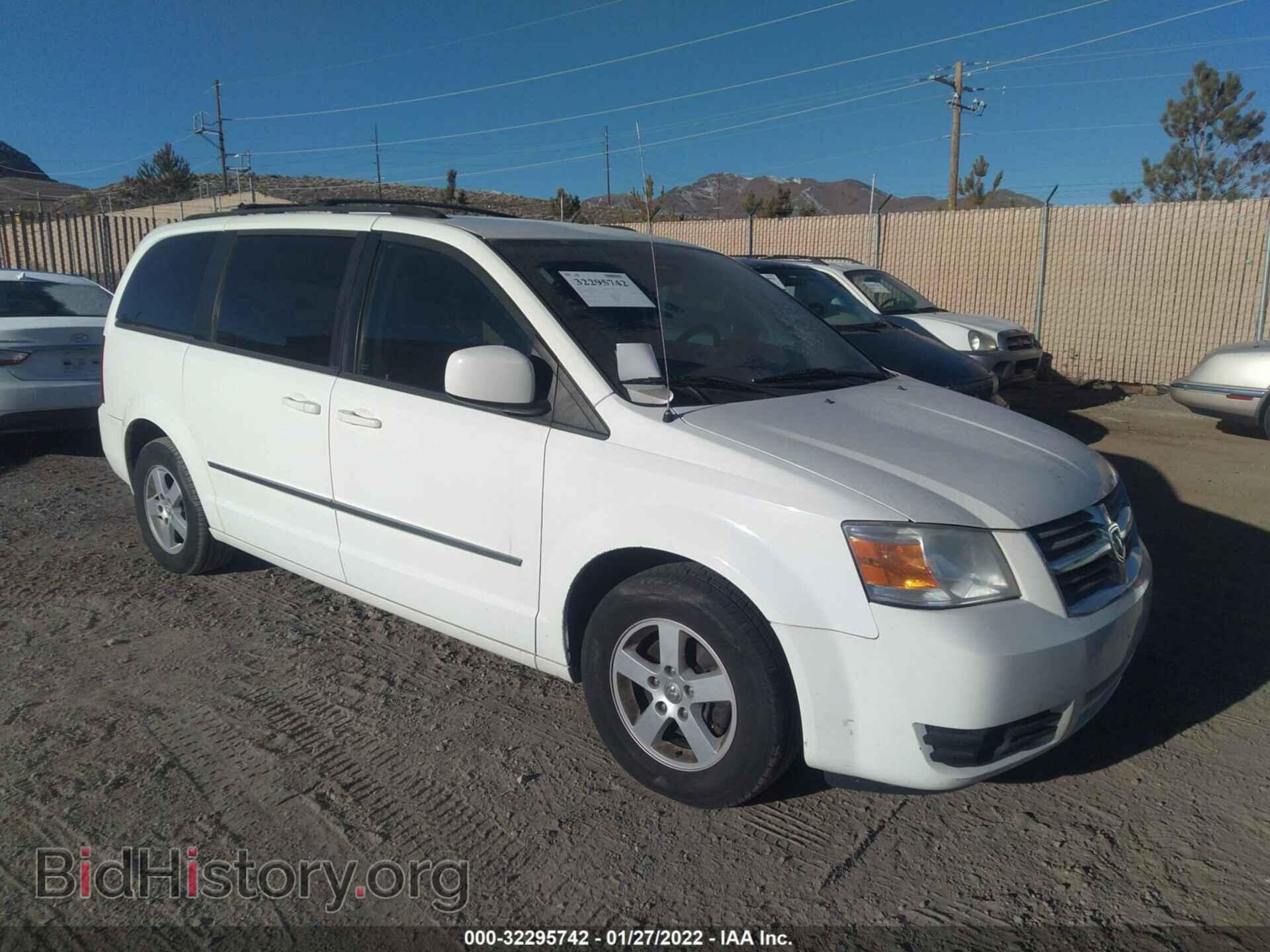 Photo 2D4RN5D19AR131446 - DODGE GRAND CARAVAN 2010