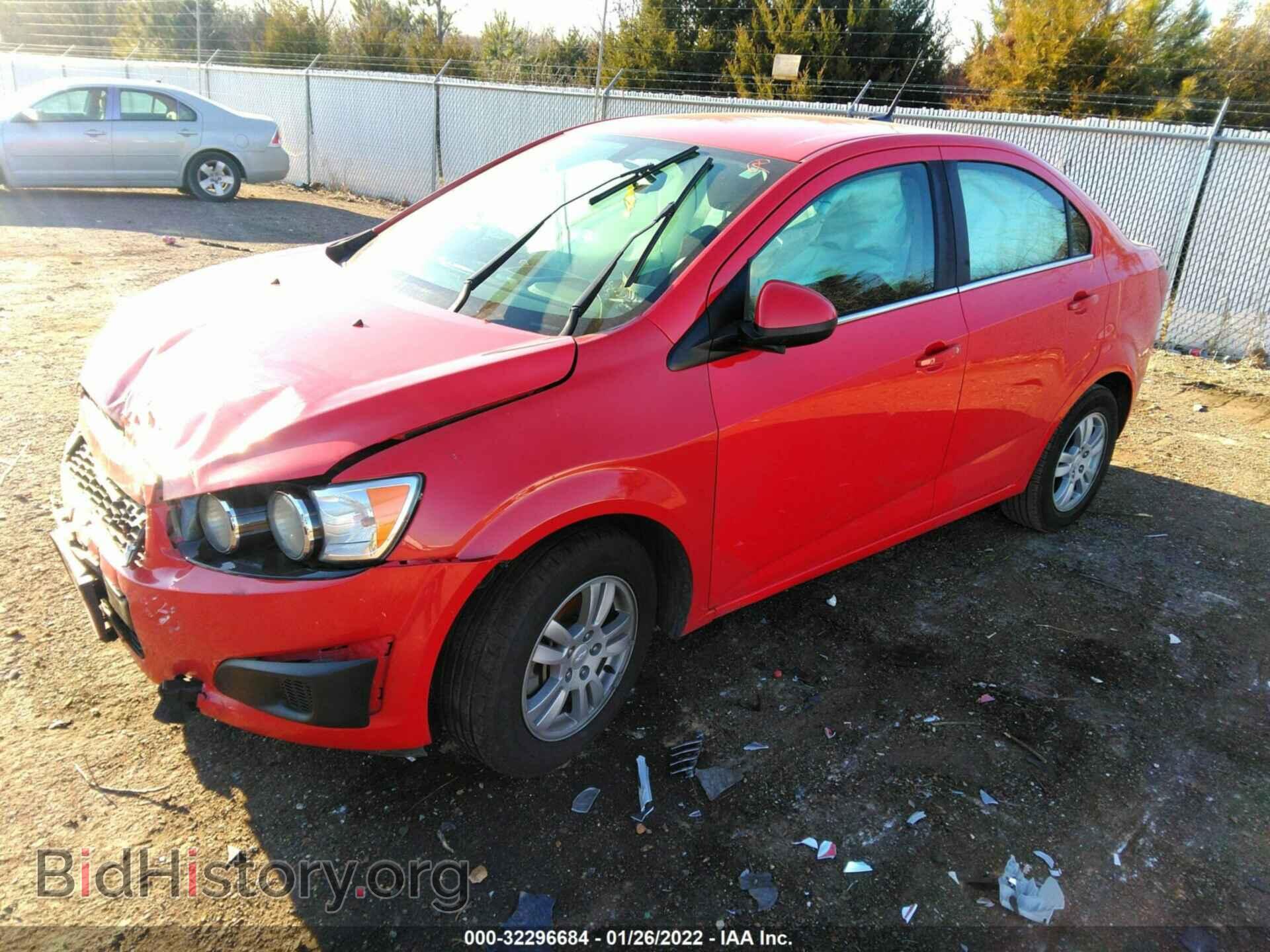 2014 CHEVROLET SONIC - VIN: 1G1JC5SH4E4196027 - Фото 2