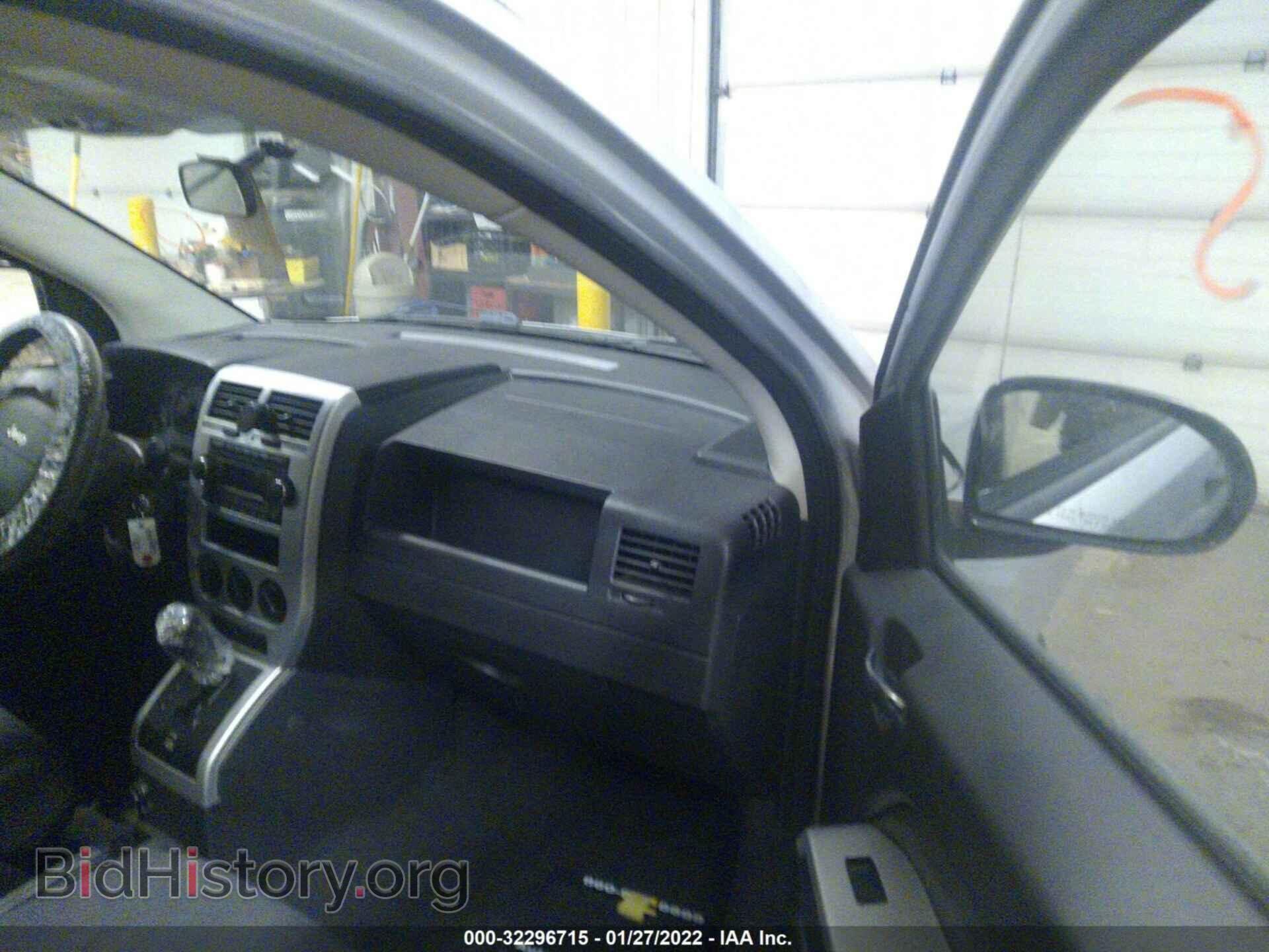 2008 JEEP COMPASS - VIN: 1J8FF47W28D778307 - Фото 5