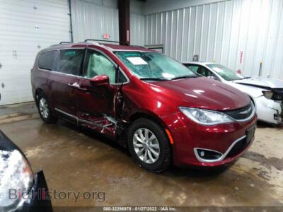 2019 Chrysler PACIFICA Touring L, красный — VIN 2C4RC1BGXKR603447, IAAI