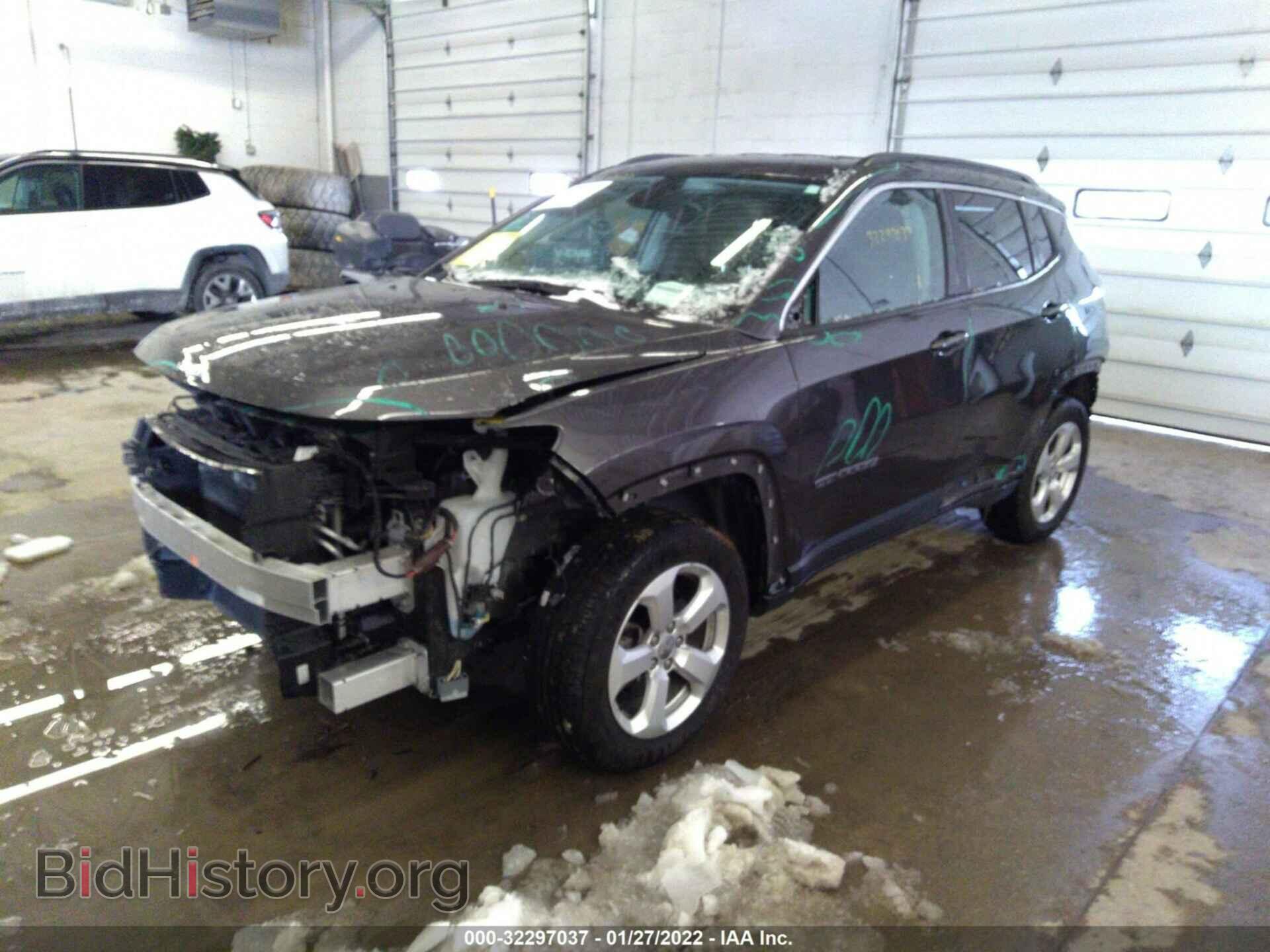 2018 JEEP COMPASS - VIN: 3C4NJDBB4JT284570 - Photo 2