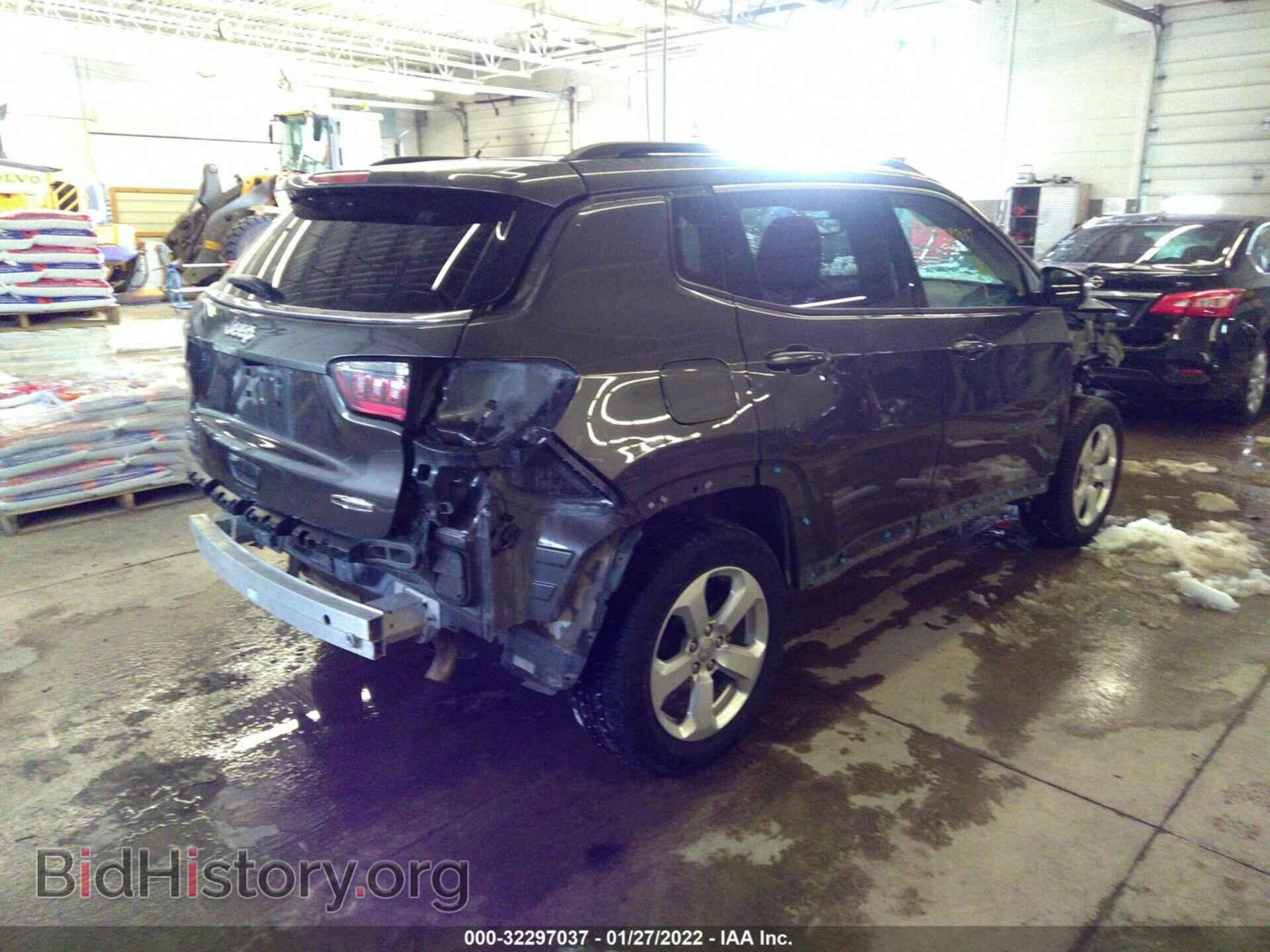 2018 JEEP COMPASS - VIN: 3C4NJDBB4JT284570 - Photo 4