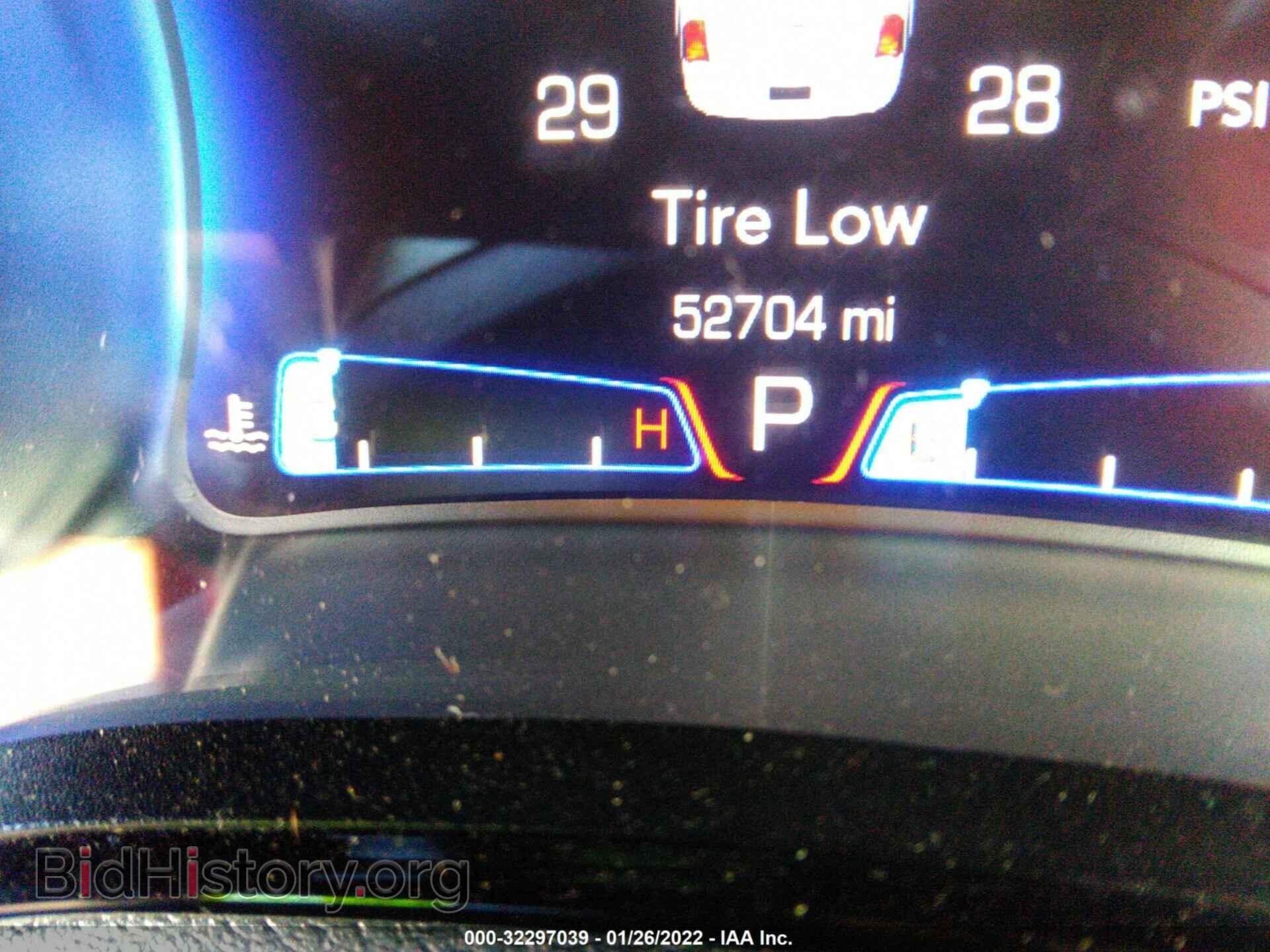 2017 CHRYSLER 300 - VIN: 2C3CCAGGXHH610481 - Фото 7