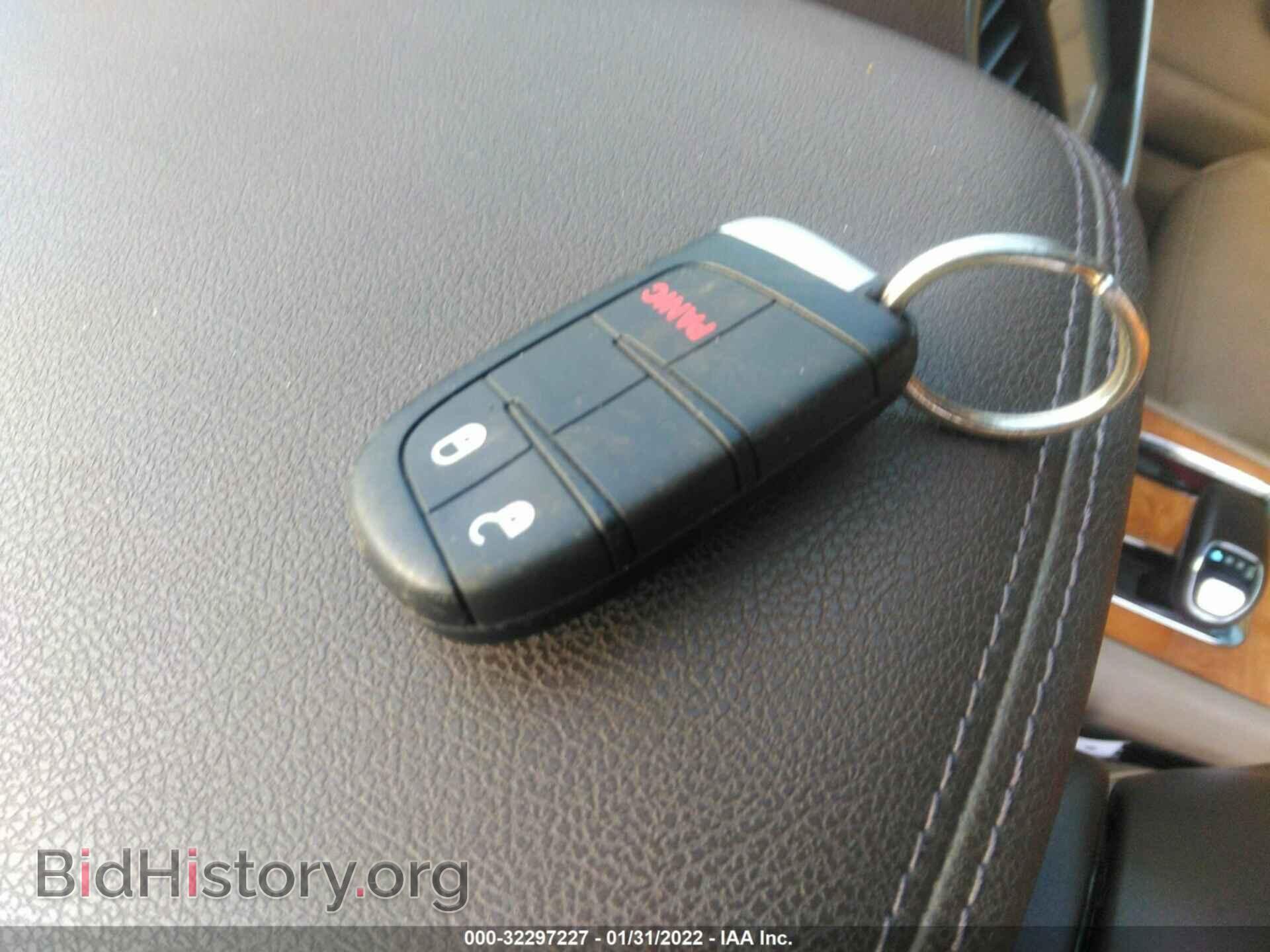 2012 CHRYSLER 300 - VIN: 2C3CCAHG5CH314078 - Фото 11