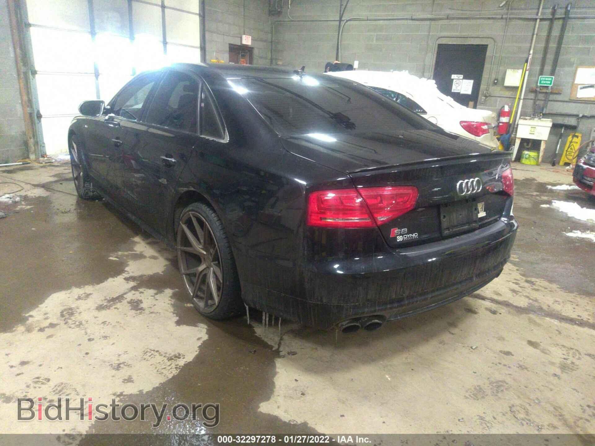 2014 AUDI S8 - VIN: WAUD2AFD4EN004412 - Фото 2