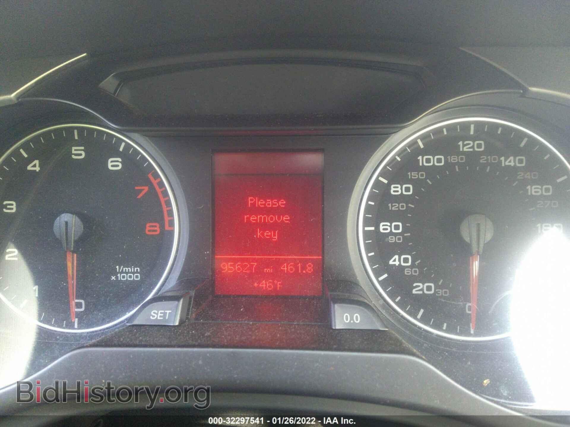 2010 AUDI A4 - VIN: WAUBFAFL8AN010761 - Фото 7