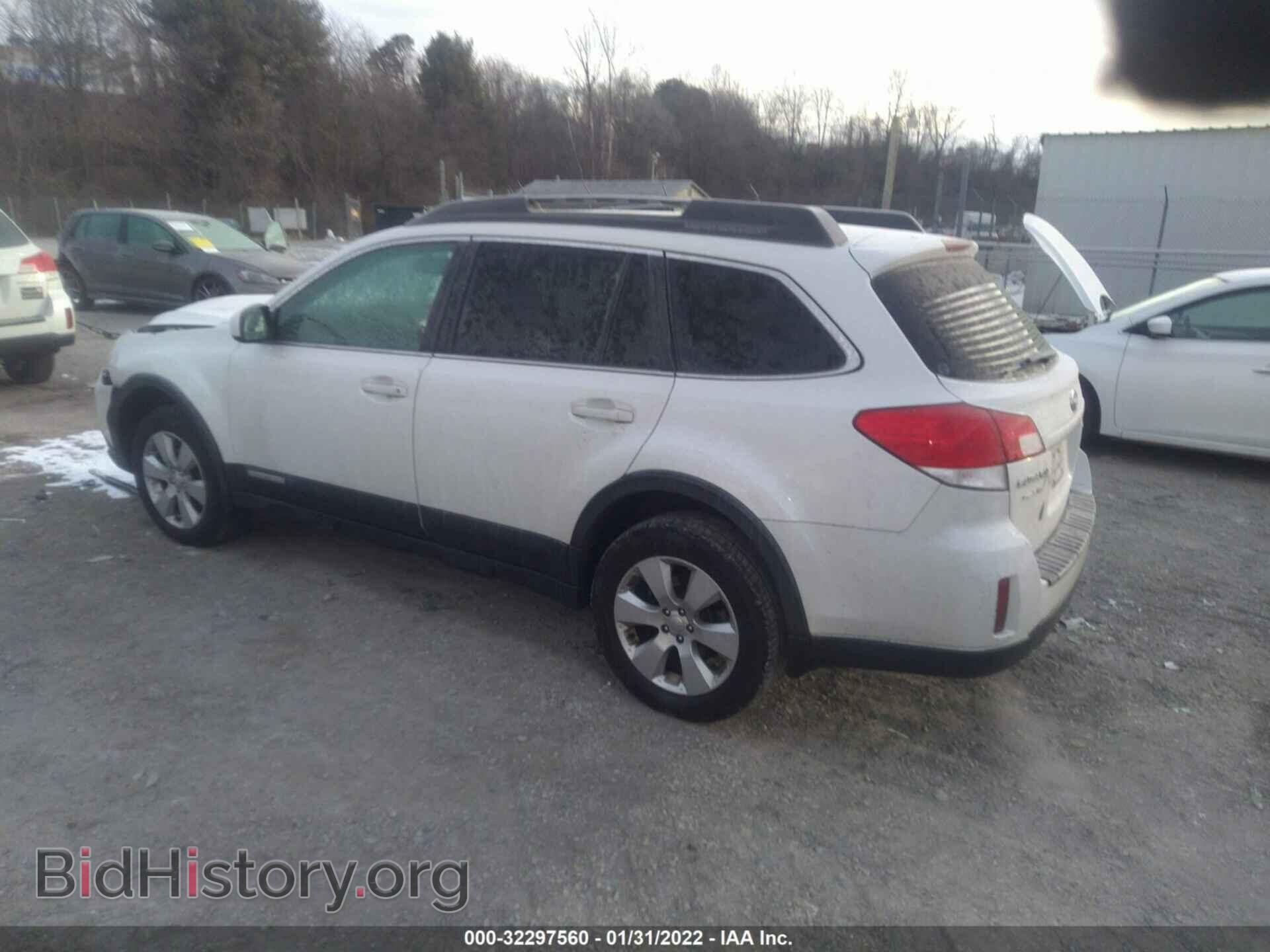 2011 SUBARU OUTBACK - VIN: 4S4BRBCCXB3358025 - Фото 3