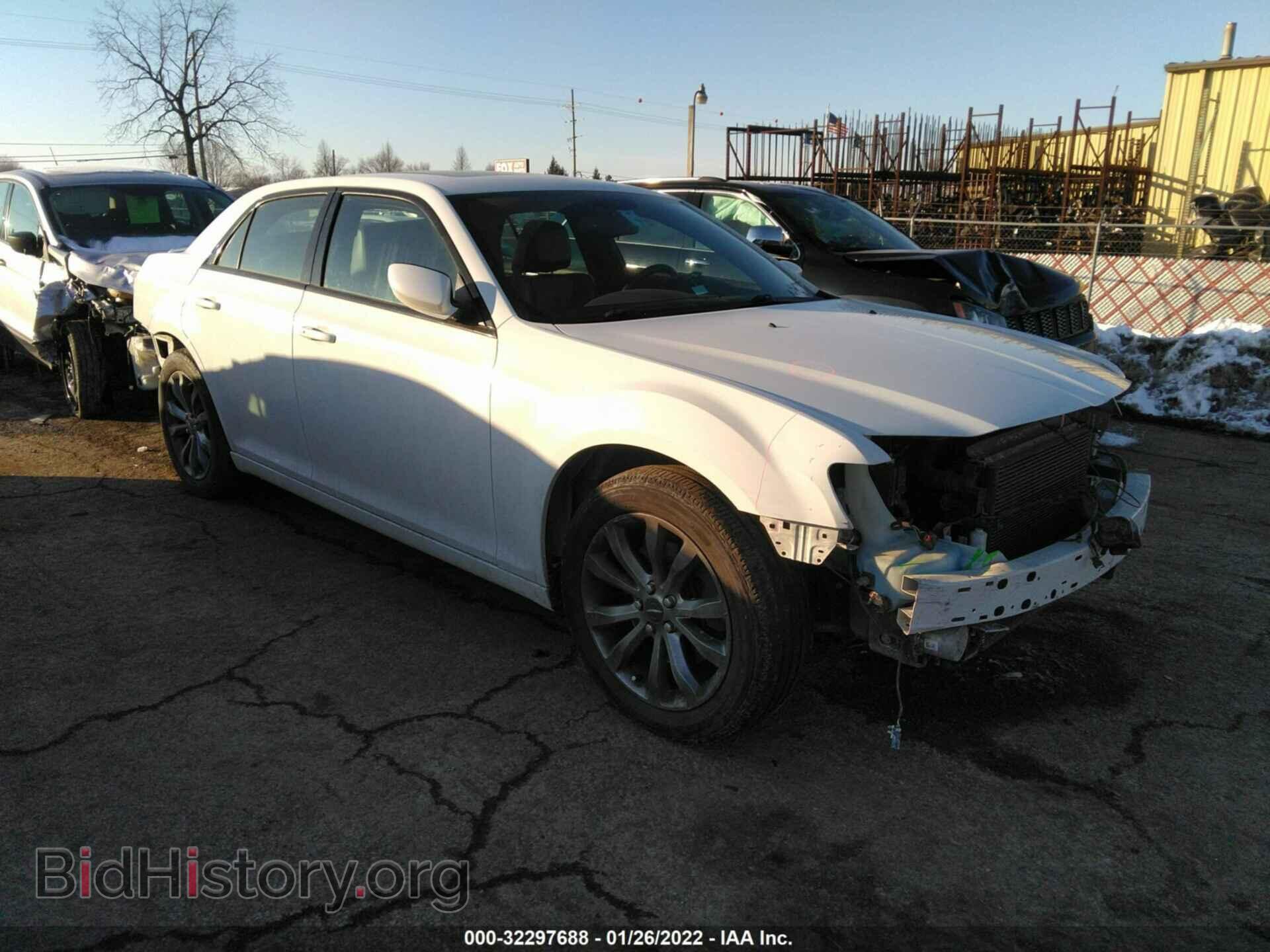 Фотография 2C3CCAGG7EH384590 - CHRYSLER 300 2014