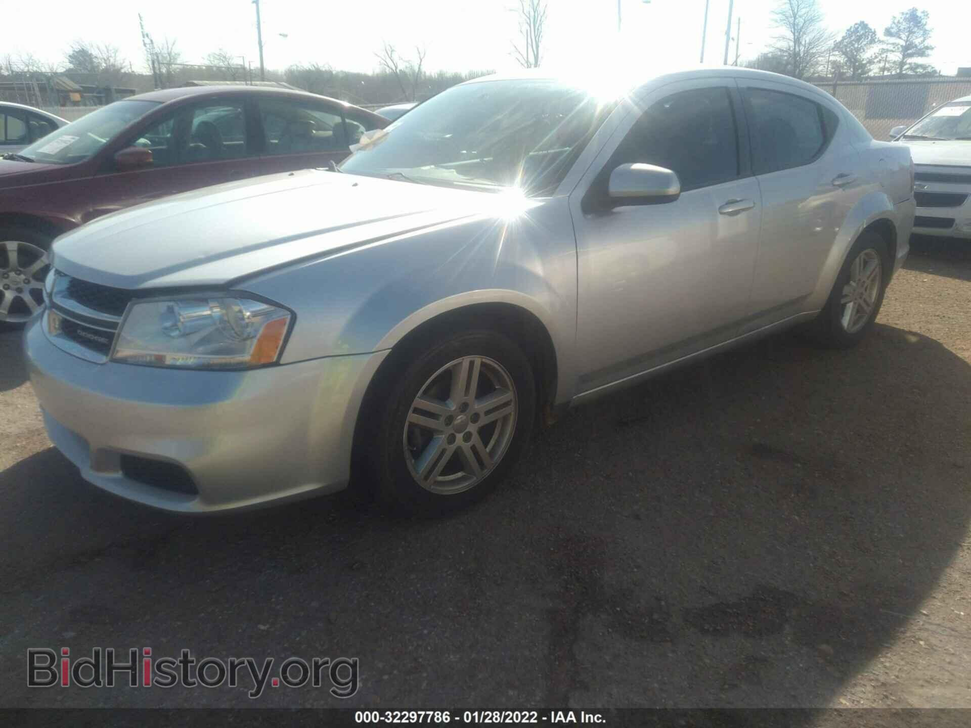2011 DODGE AVENGER - VIN: 1B3BD1FB2BN574151 - Фото 2