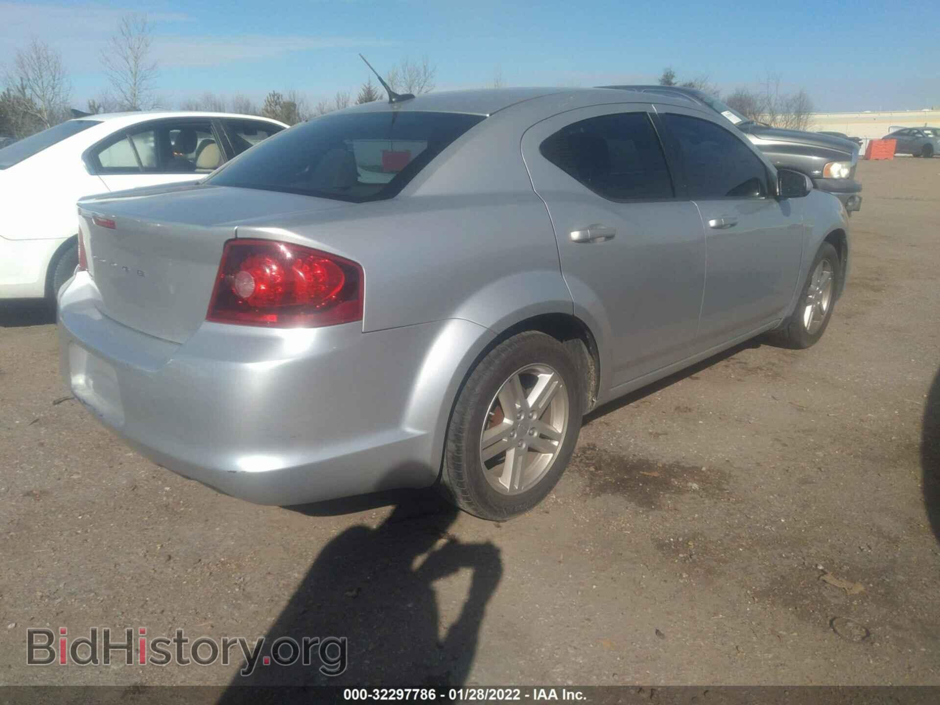 2011 DODGE AVENGER - VIN: 1B3BD1FB2BN574151 - Фото 4
