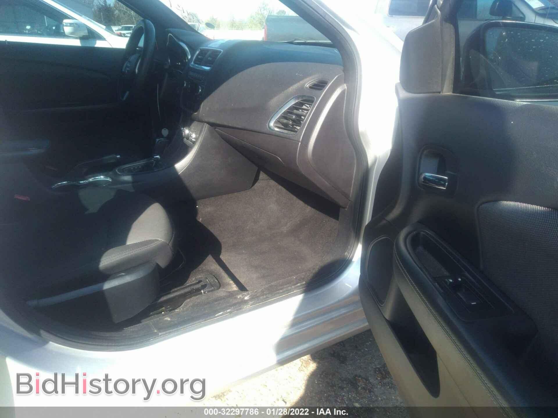 2011 DODGE AVENGER - VIN: 1B3BD1FB2BN574151 - Фото 5