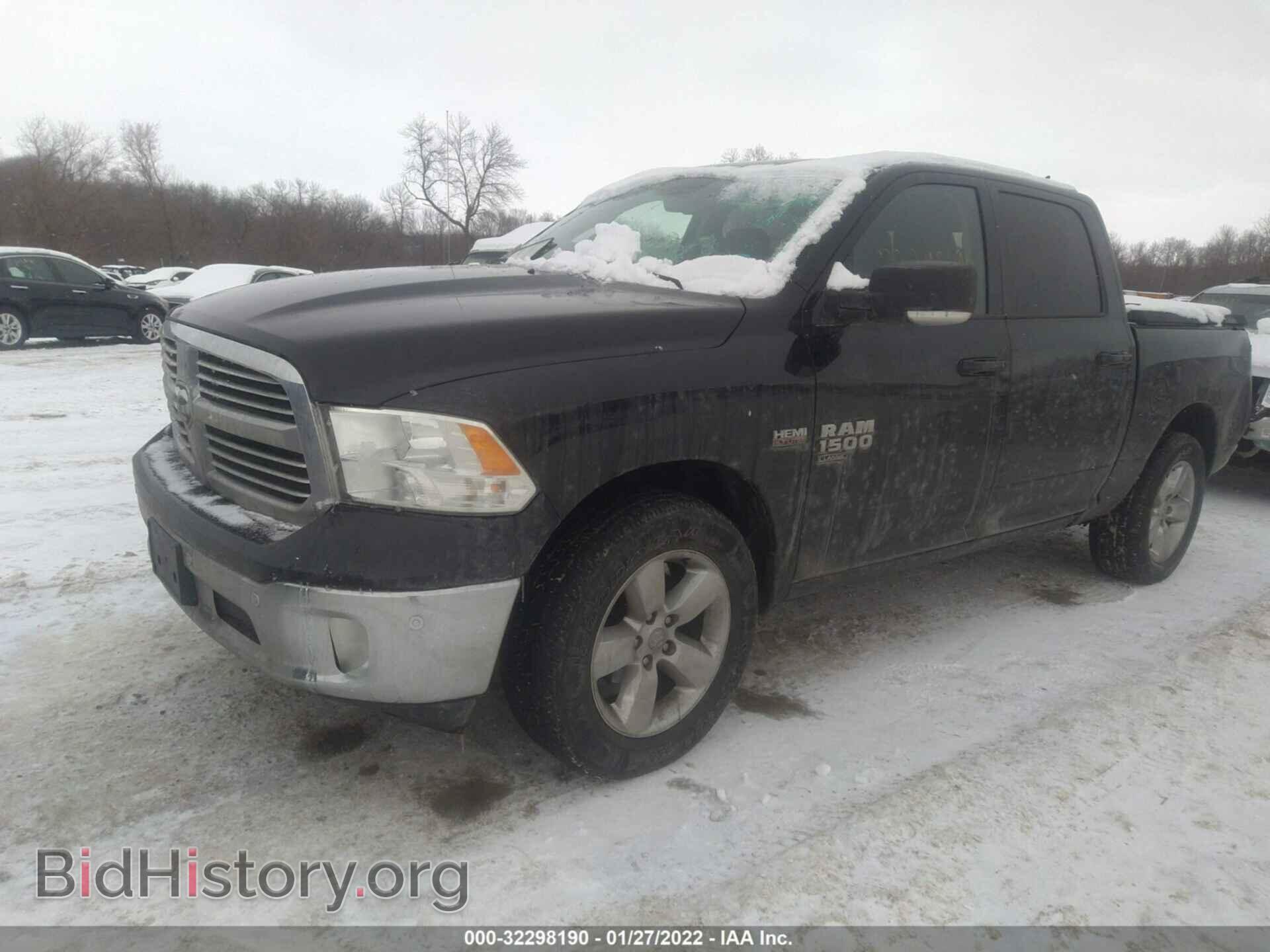 2019 RAM 1500 CLASSIC - VIN: 1C6RR7LT4KS712876 - Фото 2