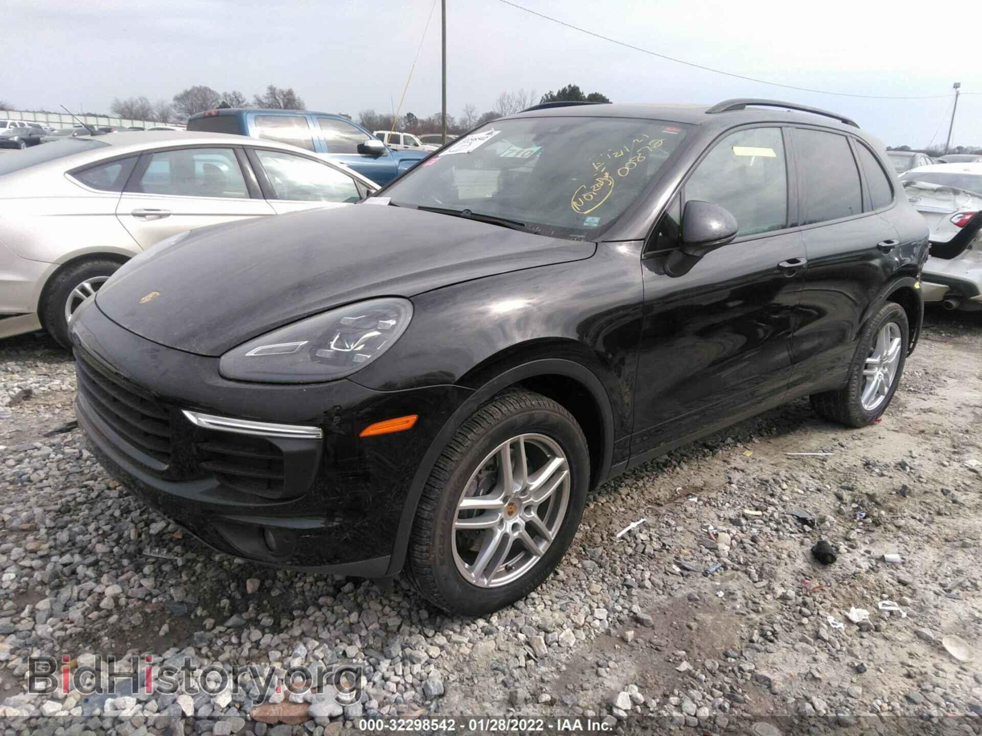 2016 PORSCHE CAYENNE - VIN: WP1AA2A25GLA00872 - Фото 2