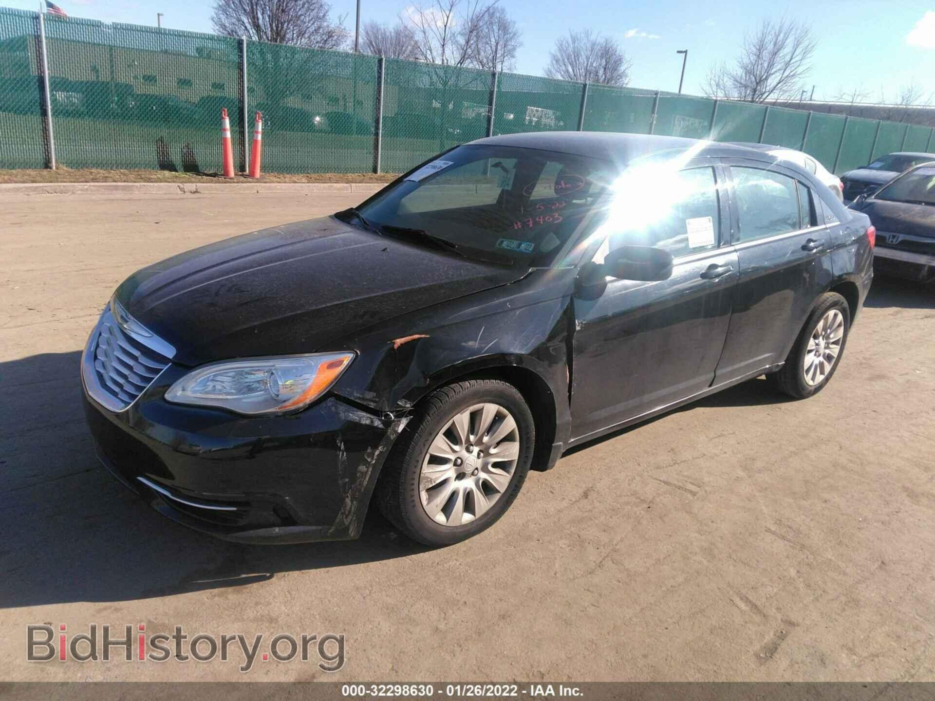 2012 CHRYSLER 200 - VIN: 1C3CCBAB5CN167403 - Фото 2