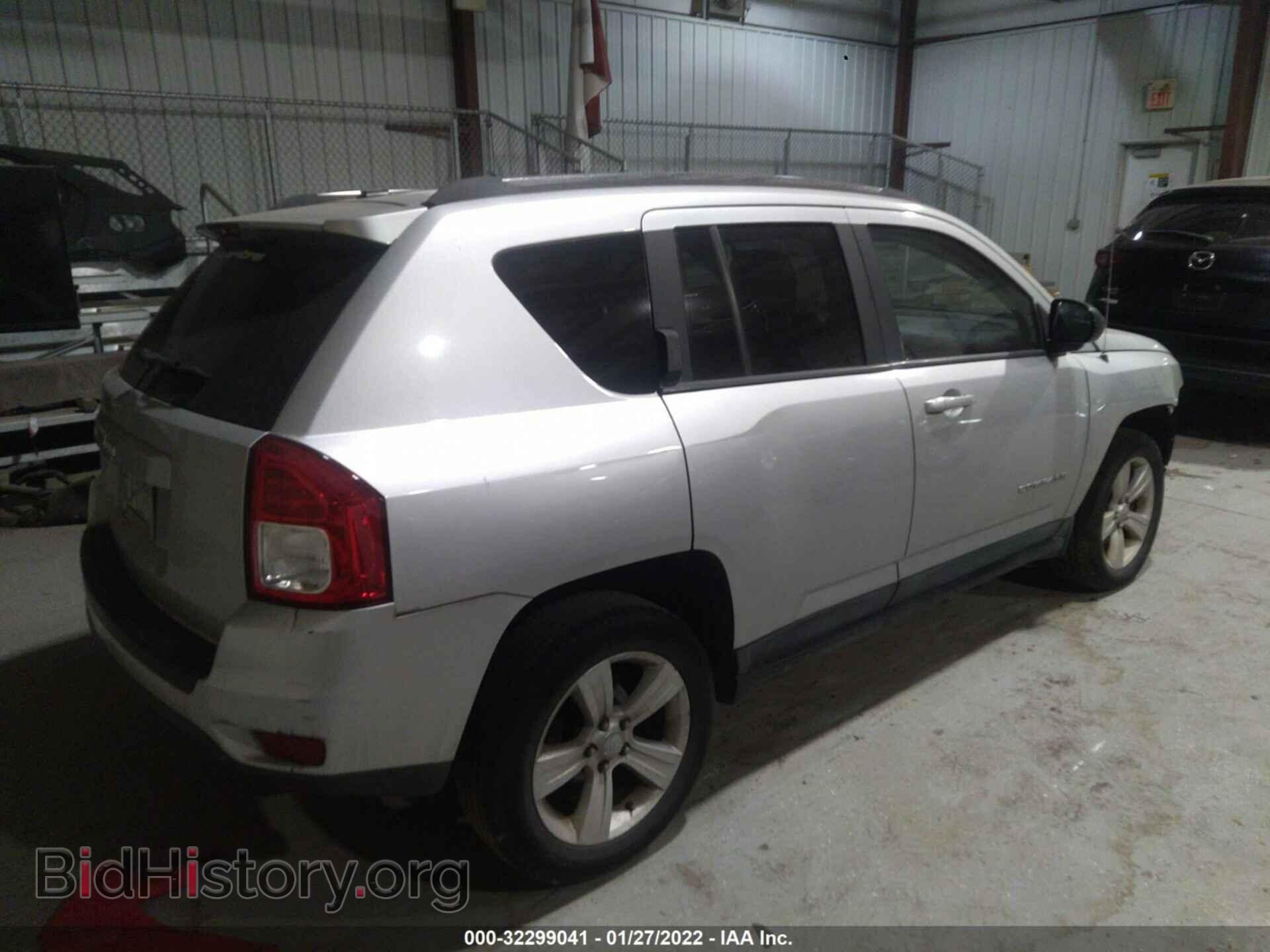 2011 JEEP COMPASS - VIN: 1J4NF1FB9BD280025 - Фото 4