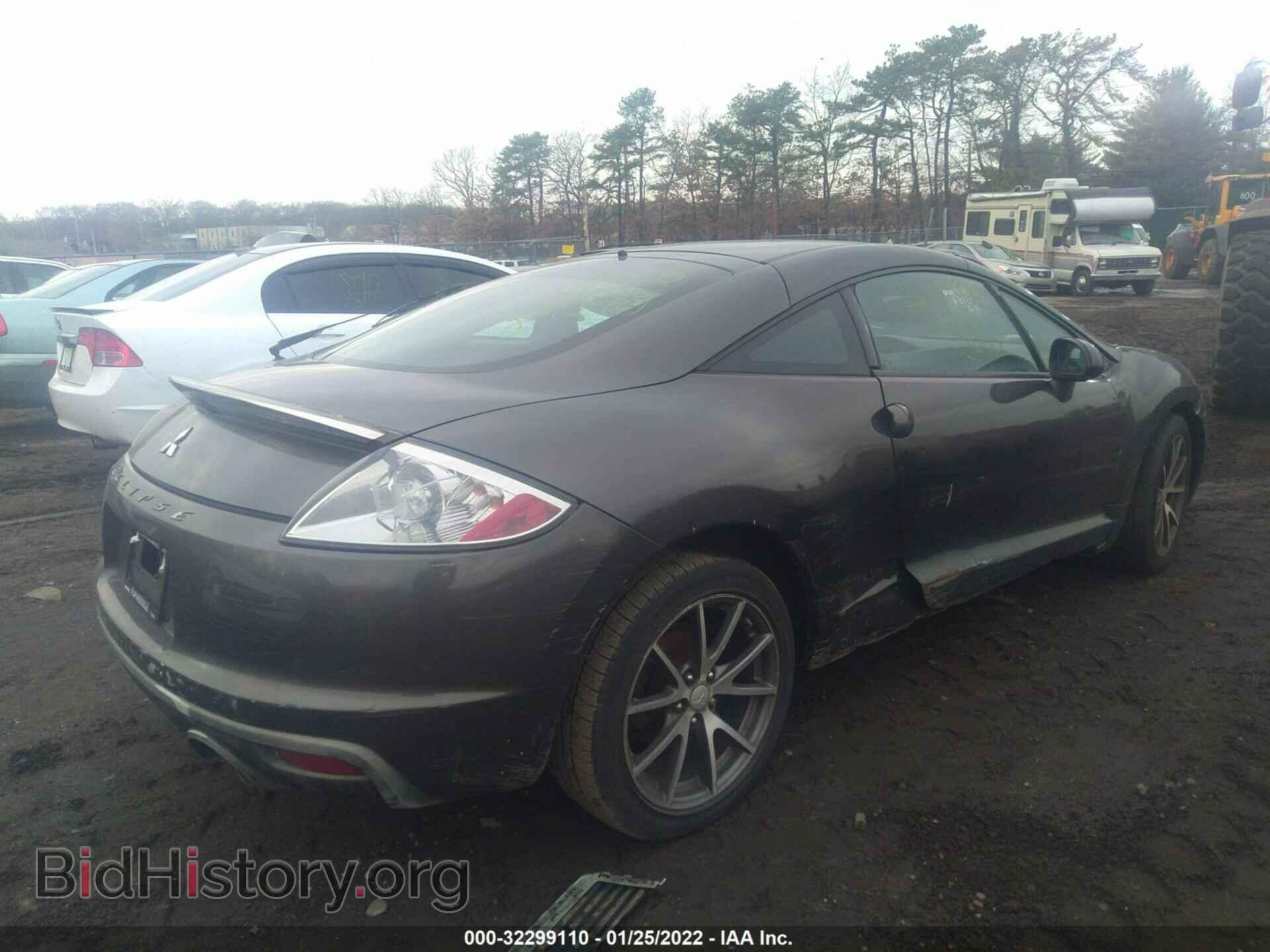 2011 MITSUBISHI ECLIPSE - VIN: 4A31K5DF7BE002308 - Photo 4