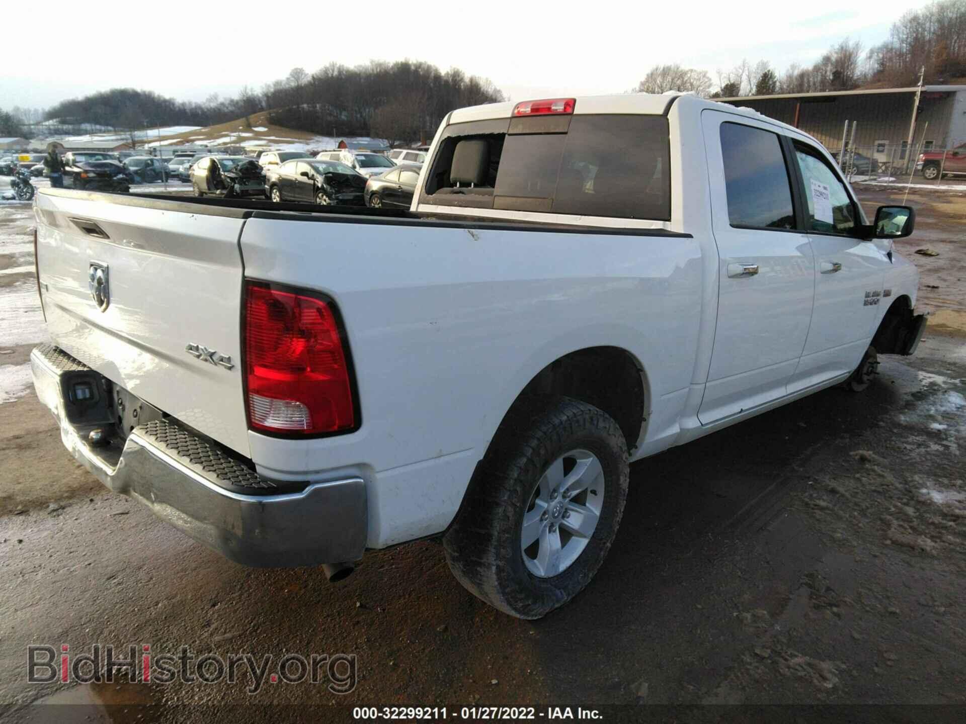 2017 RAM 1500 - VIN: 1C6RR7LT2HS807056 - Фото 4