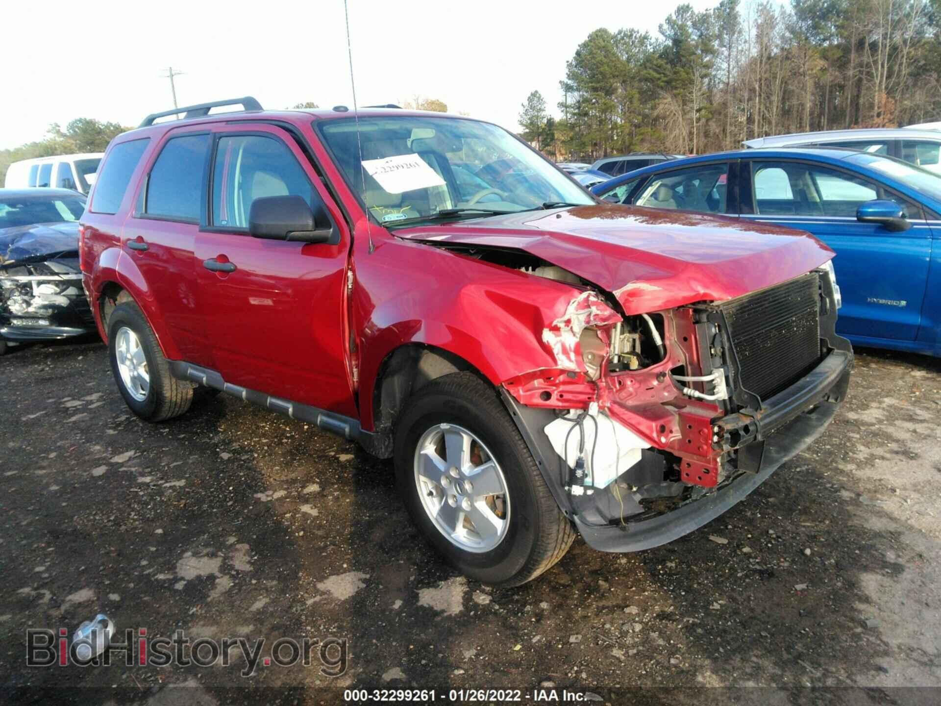 Фотография 1FMCU0D75CKC51383 - FORD ESCAPE 2012