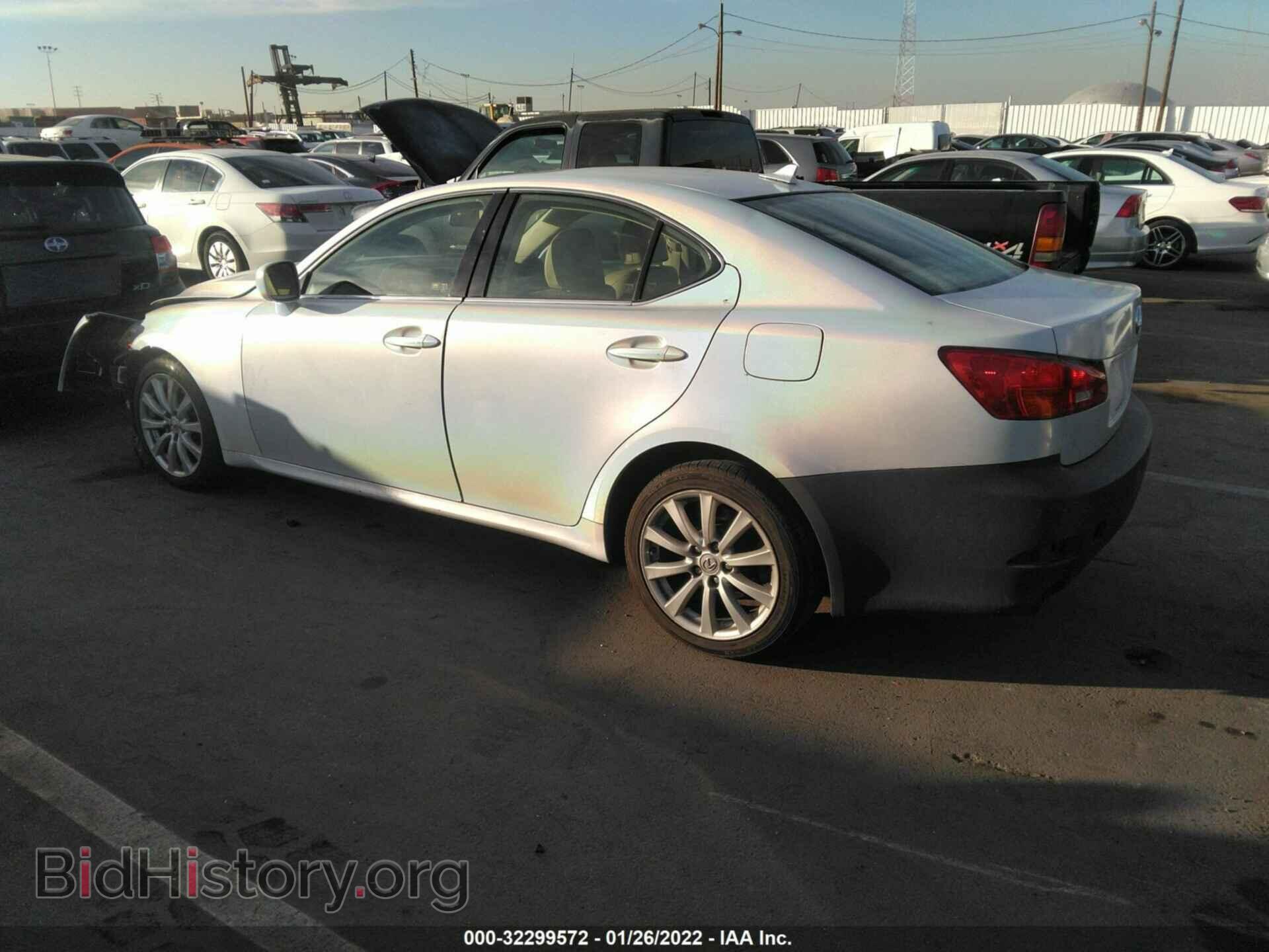 2007 LEXUS IS 250 - VIN: JTHCK262572009334 - Фото 3