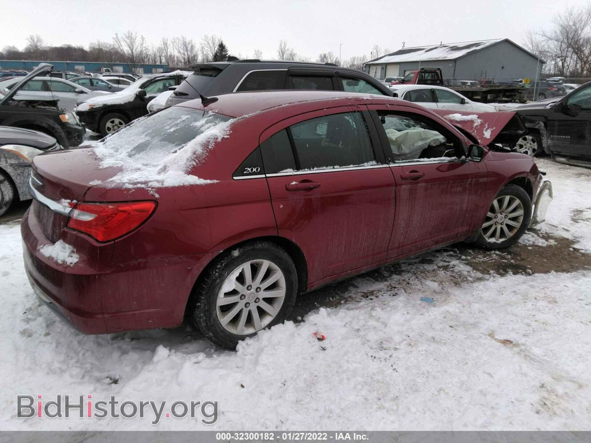 2011 CHRYSLER 200 - VIN: 1C3BC1FB3BN594267 - Фото 4