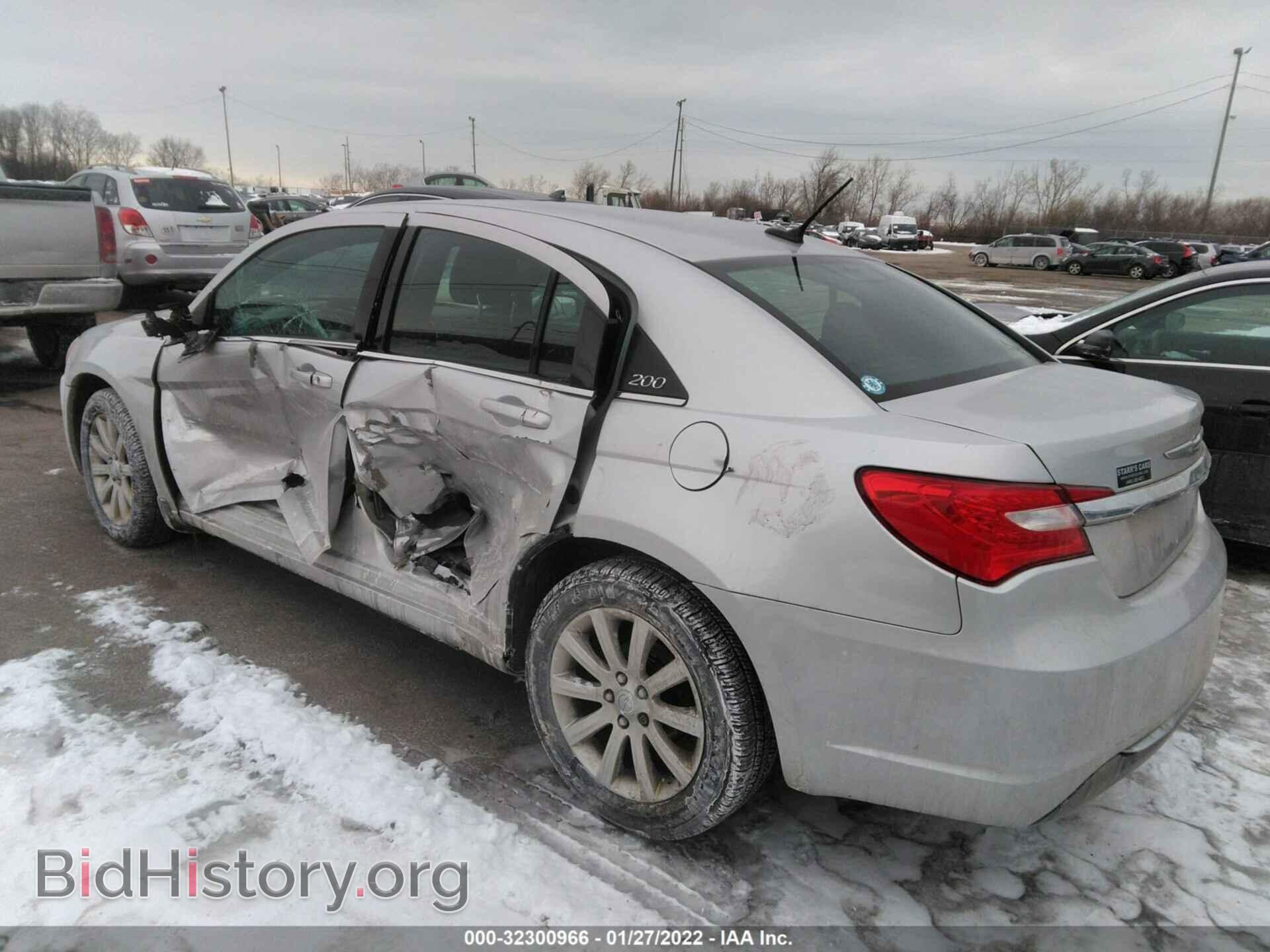 2012 CHRYSLER 200 - VIN: 1C3CCBBB4CN175989 - Фото 3
