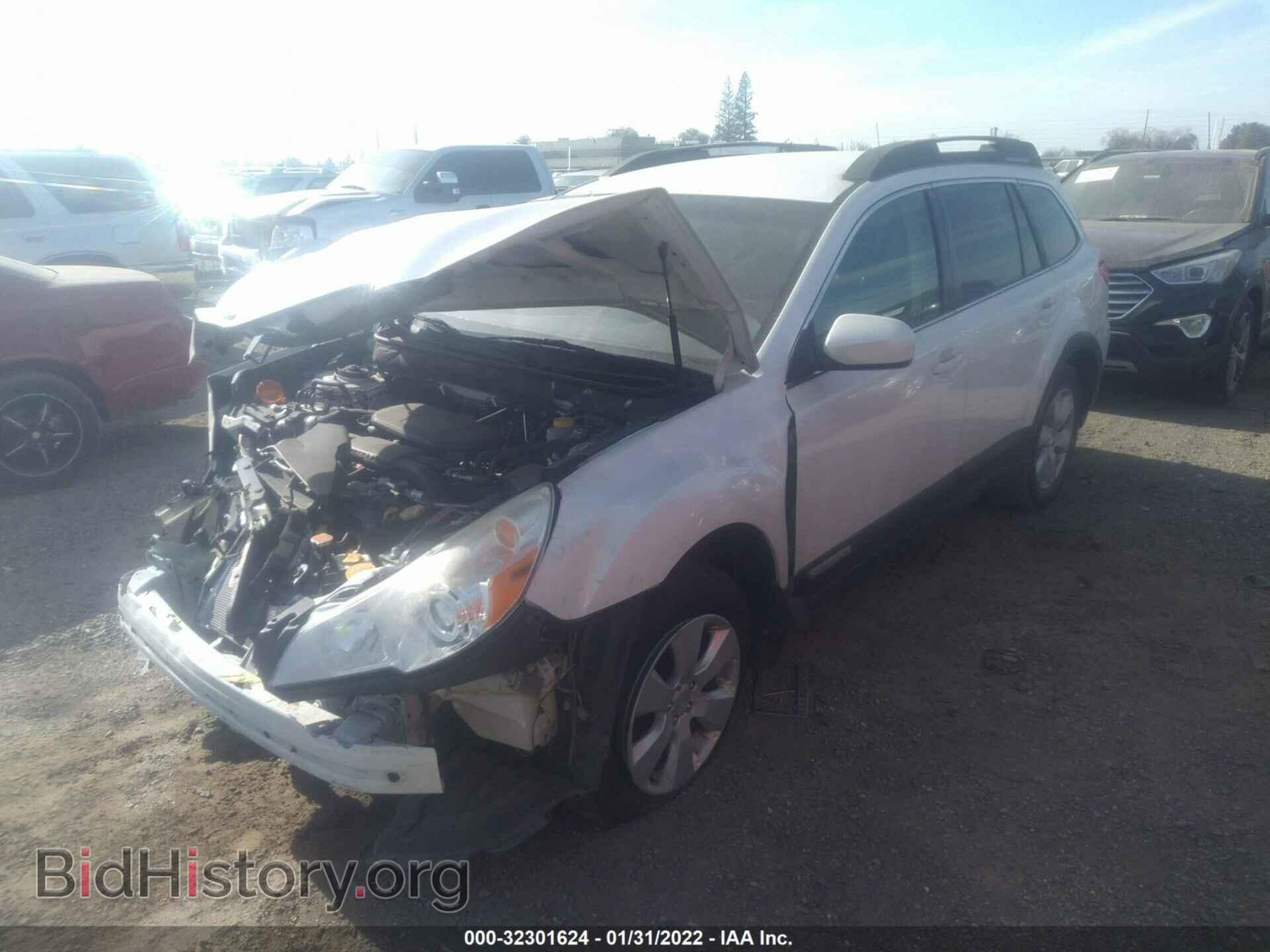 2012 SUBARU OUTBACK - VIN: 4S4BRBCC3C3225463 - Фото 2