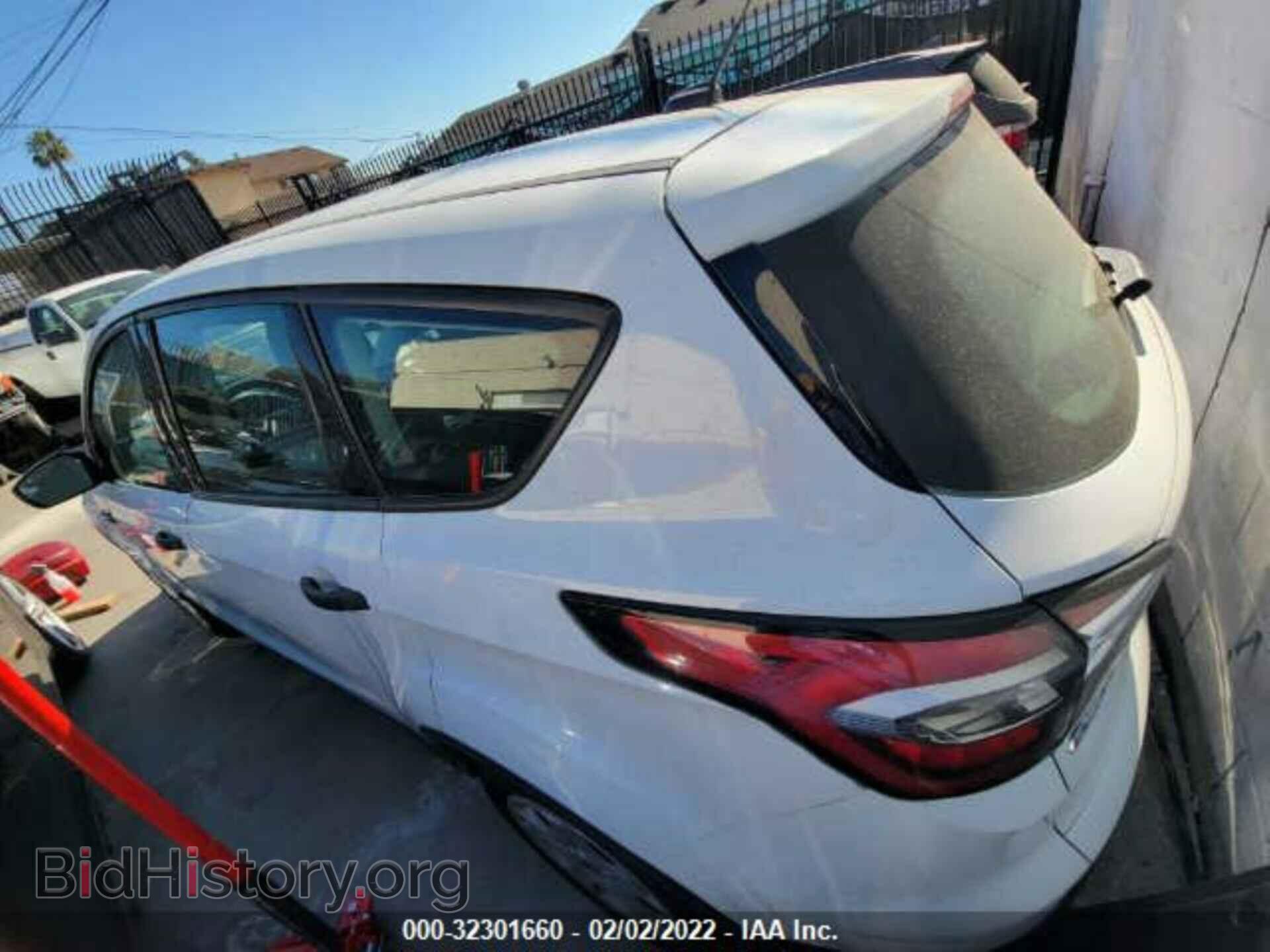 2017 FORD ESCAPE - VIN: 1FMCU0F77HUB66800 - Photo 3