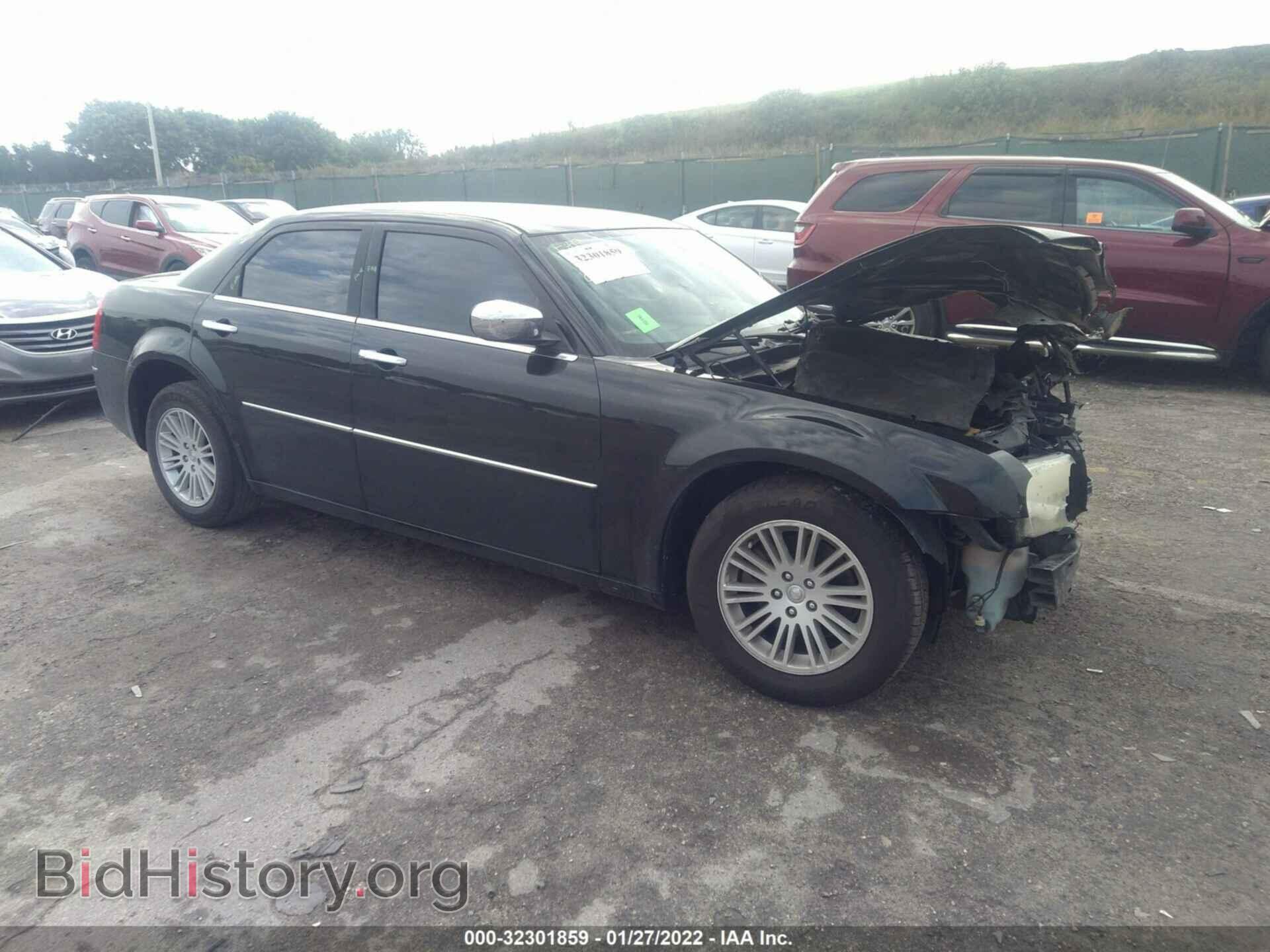 Фотография 2C3CA5CV0AH180273 - CHRYSLER 300 2010