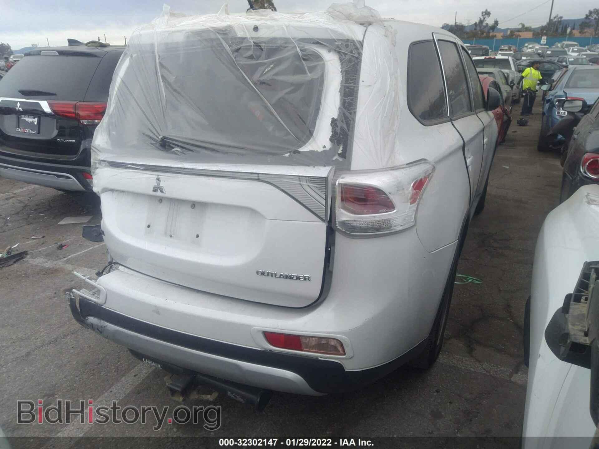 2015 MITSUBISHI OUTLANDER - VIN: JA4AD2A36FZ006218 - Фото 4