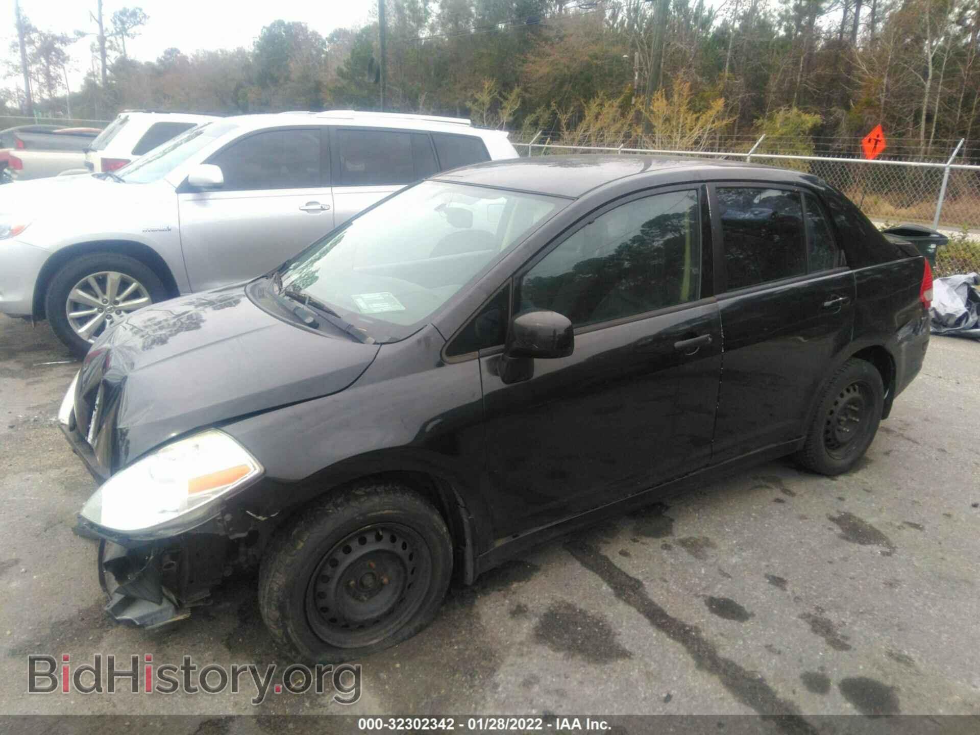 2011 NISSAN VERSA - VIN: 3N1BC1AP2BL368190 - Фото 2