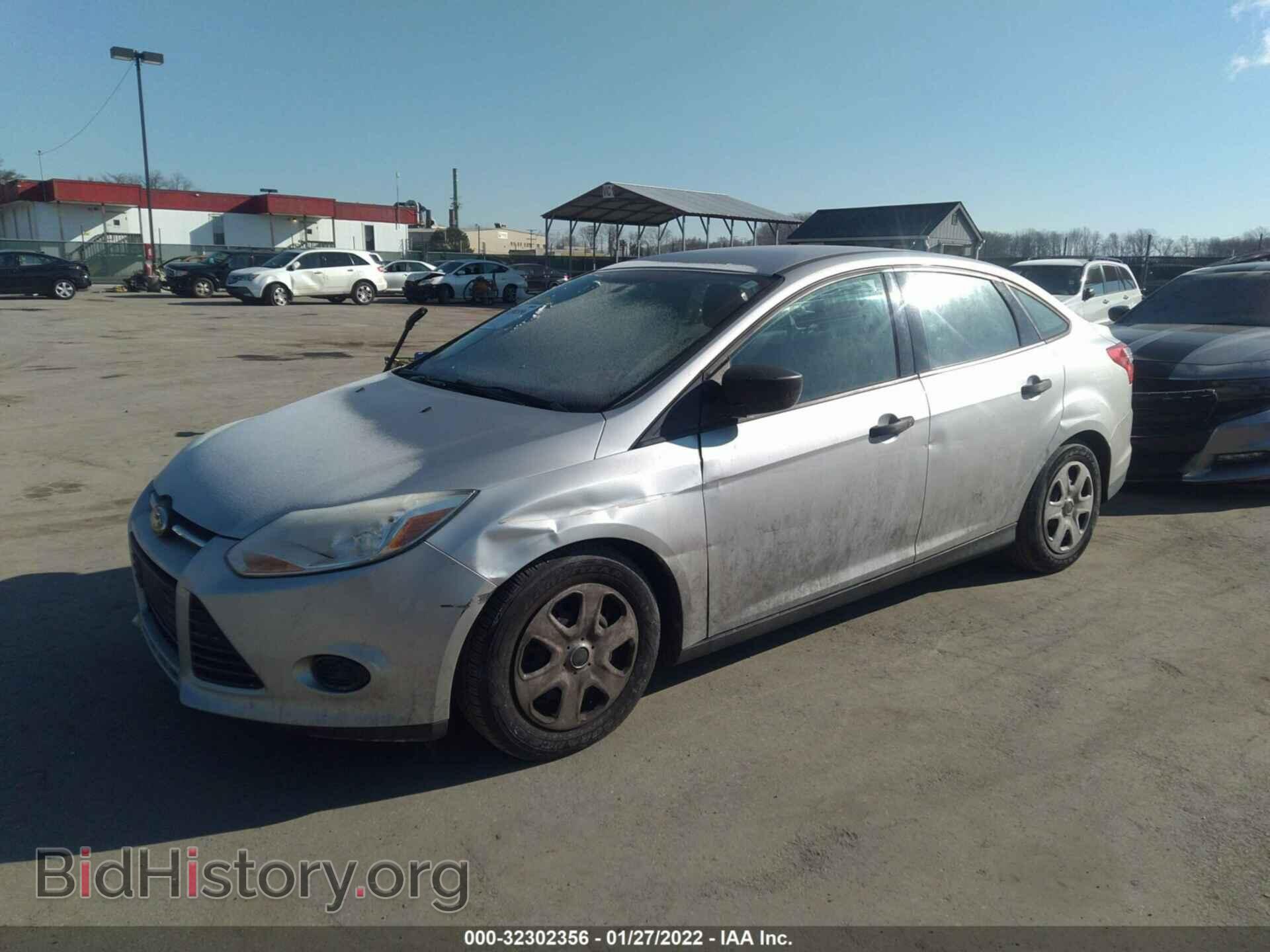 2014 FORD FOCUS - VIN: 1FADP3E29EL364244 - Фото 2
