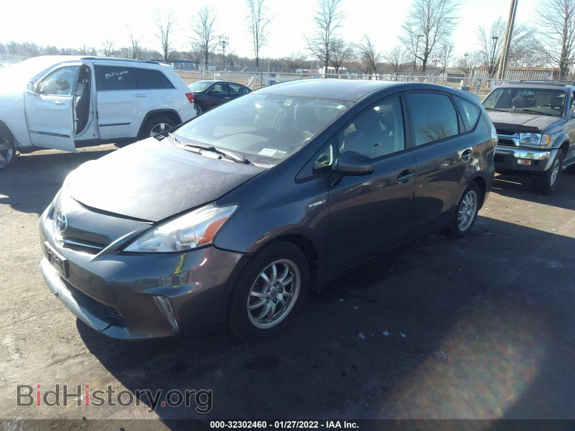 2012 TOYOTA PRIUS V - VIN: JTDZN3EU5C3067461 - Фото 2