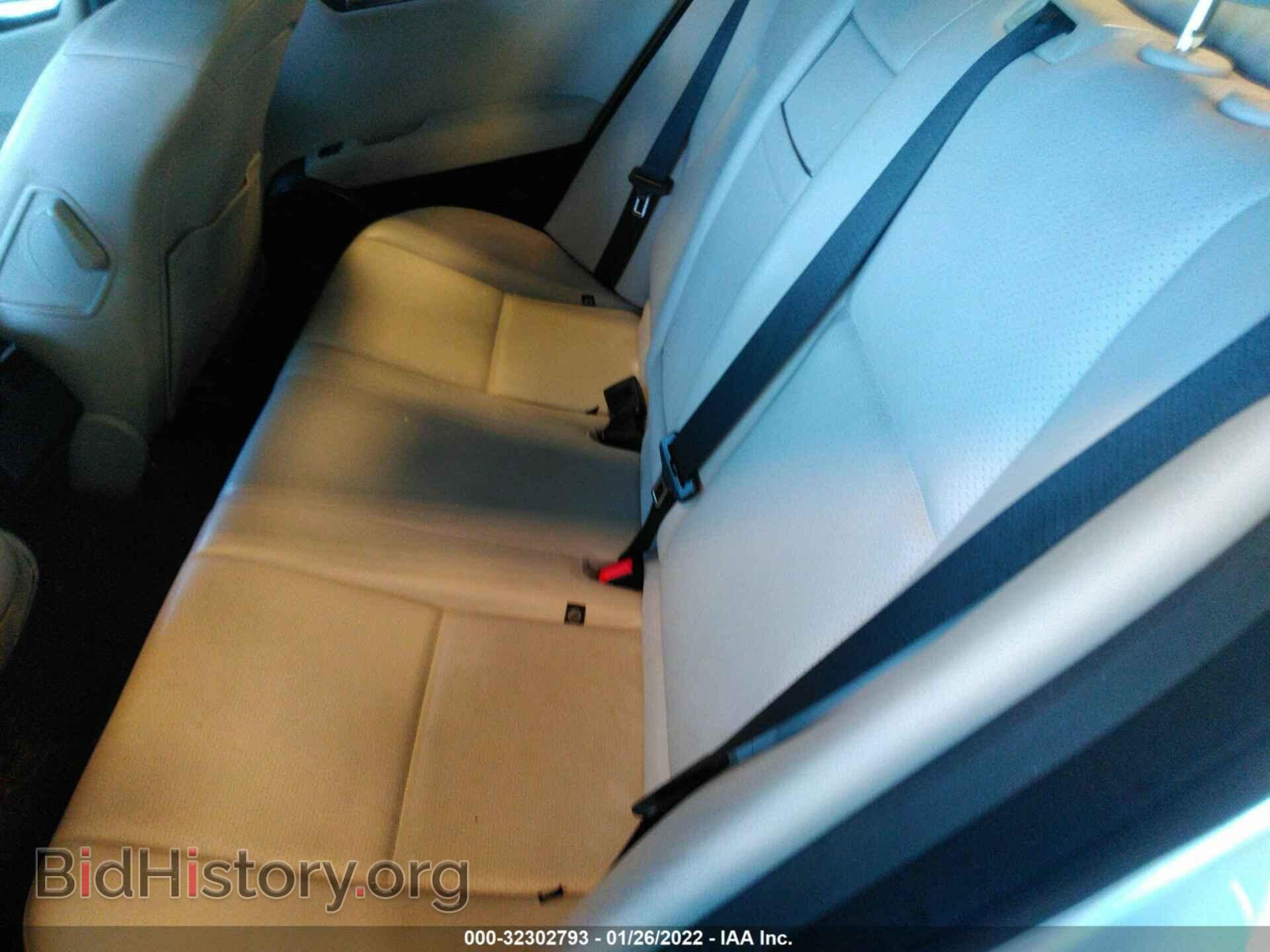 2012 MERCEDES-BENZ C-CLASS - VIN: WDDGF8BB1CR196742 - Фото 8