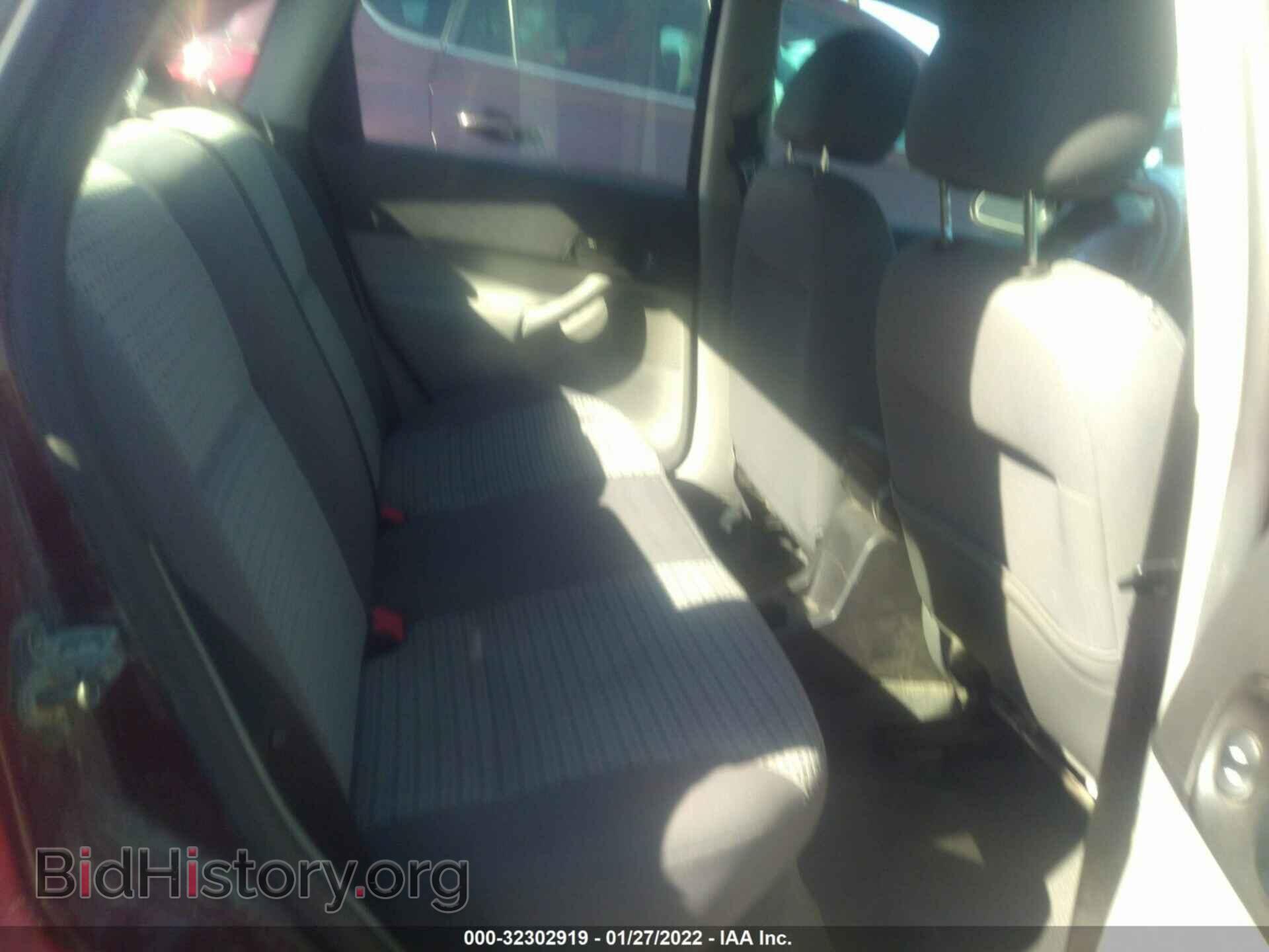 2006 FORD FOCUS - VIN: 1FAHP34N96W106870 - Фото 8