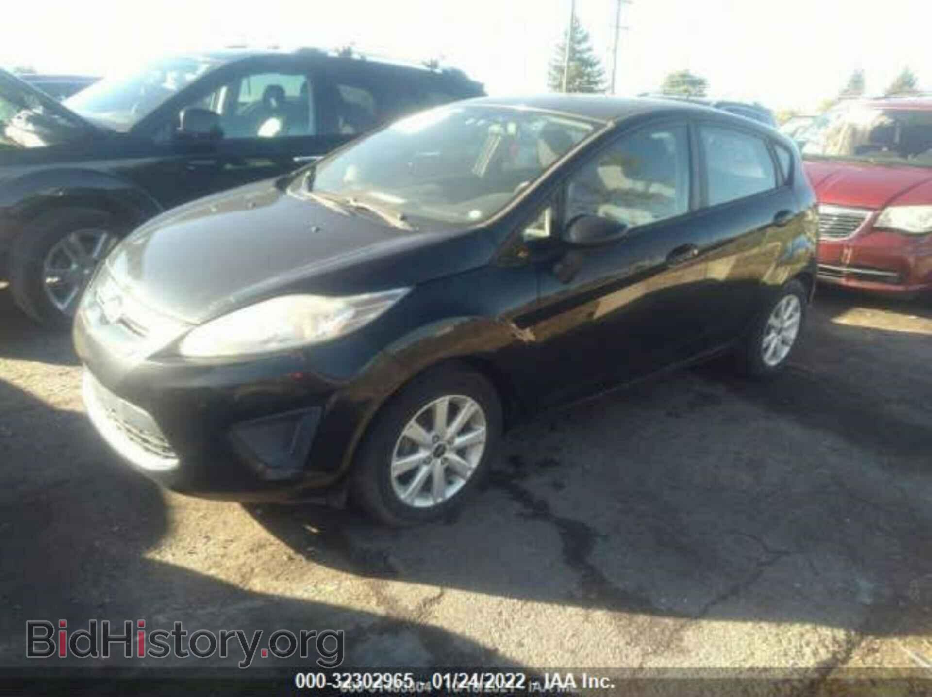 2011 FORD FIESTA - VIN: 3FADP4EJ4BM106169 - Фото 2