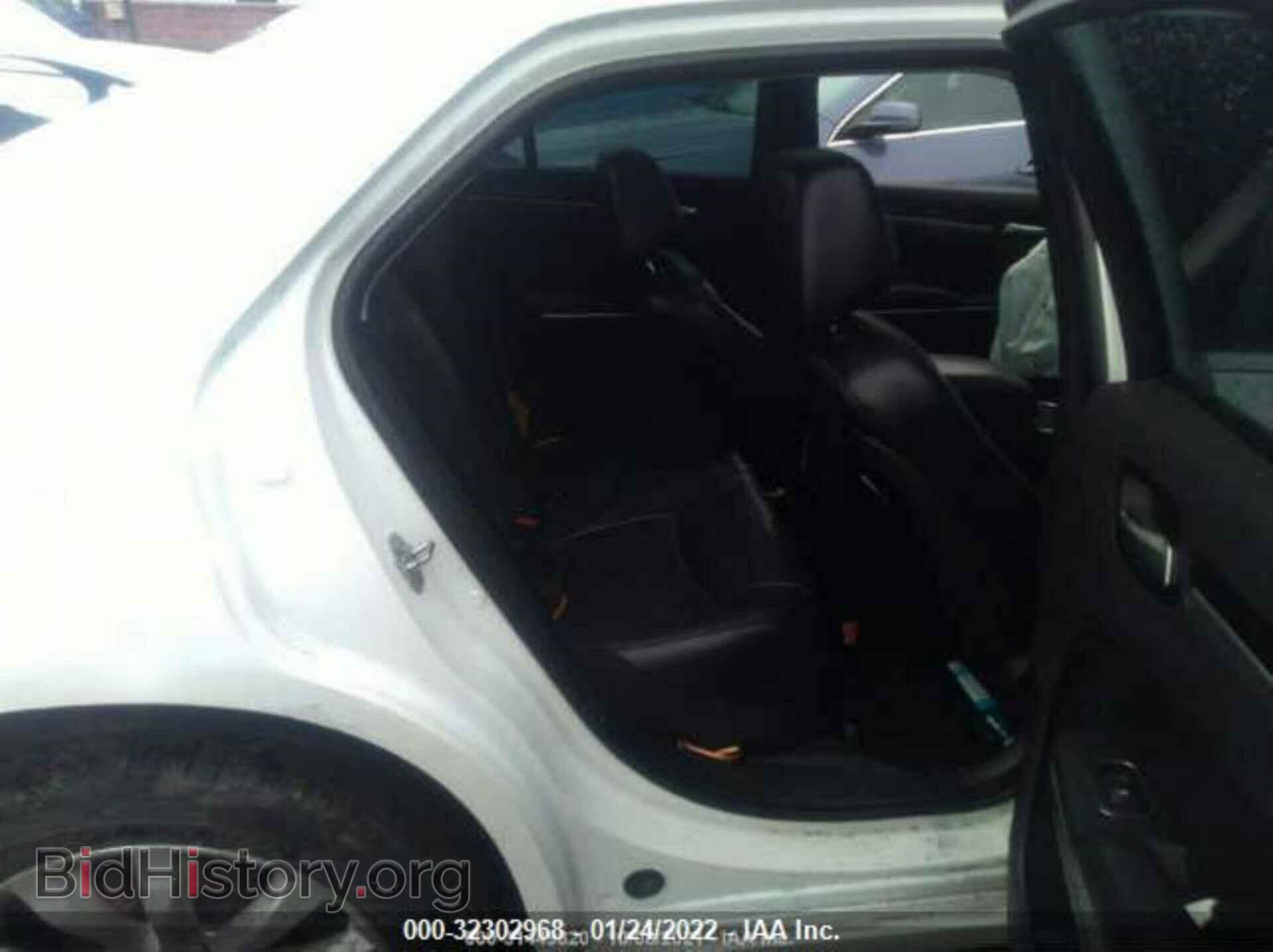 2015 CHRYSLER 300 - VIN: 2C3CCARG0FH849435 - Фото 8