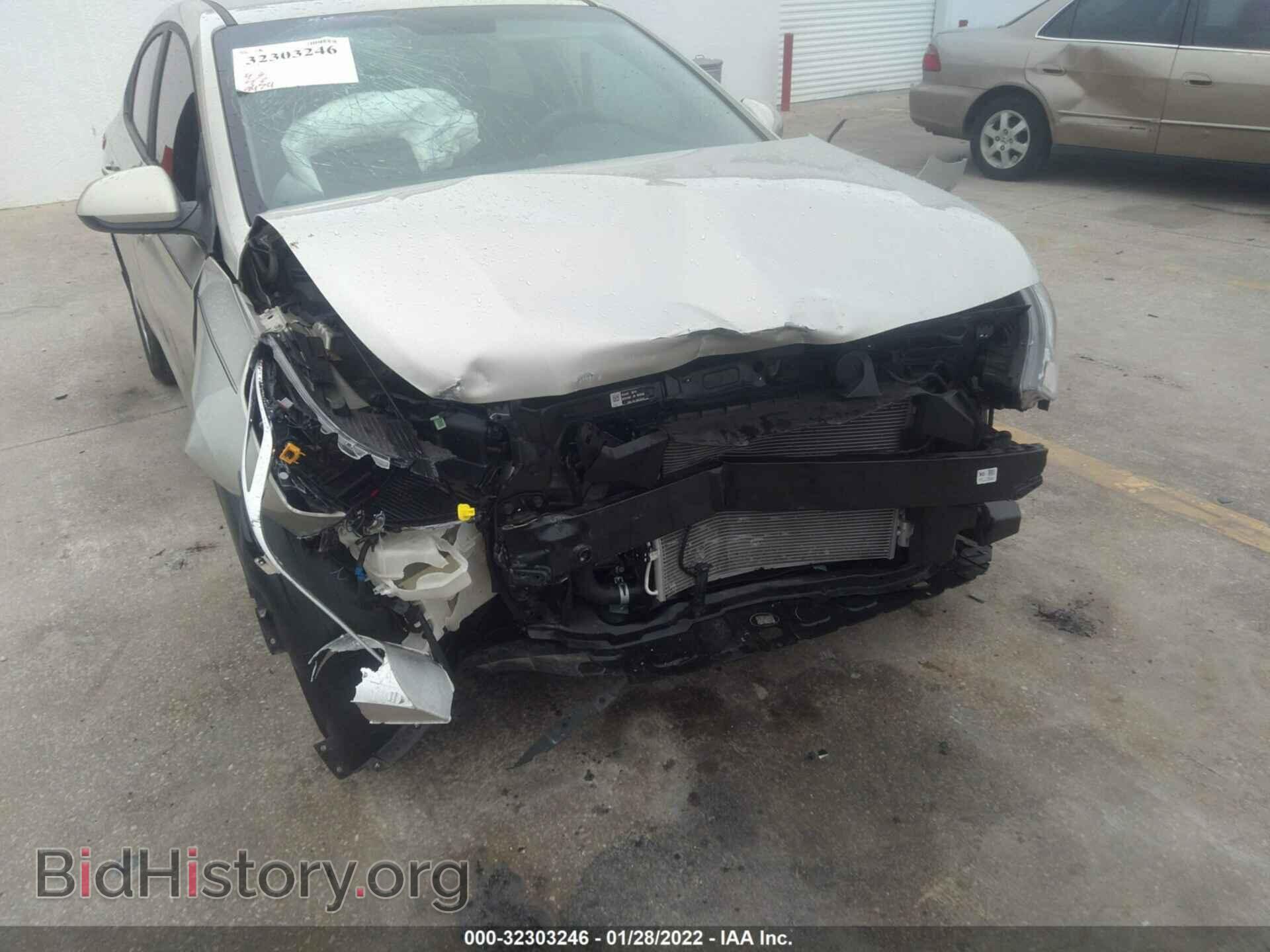 2018 HYUNDAI ACCENT - VIN: 3KPC24A3XJE032650 - Фото 6