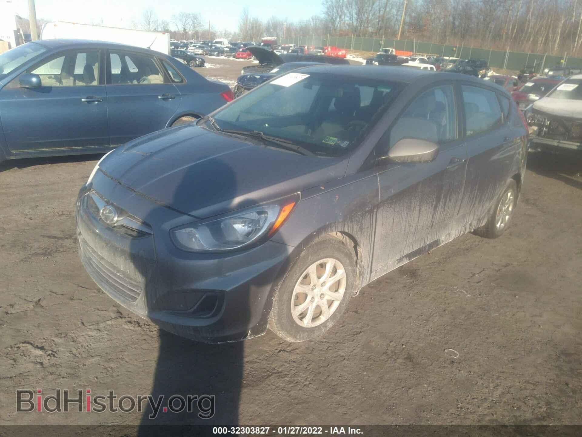 2013 HYUNDAI ACCENT - VIN: KMHCT5AEXDU135590 - Фото 2