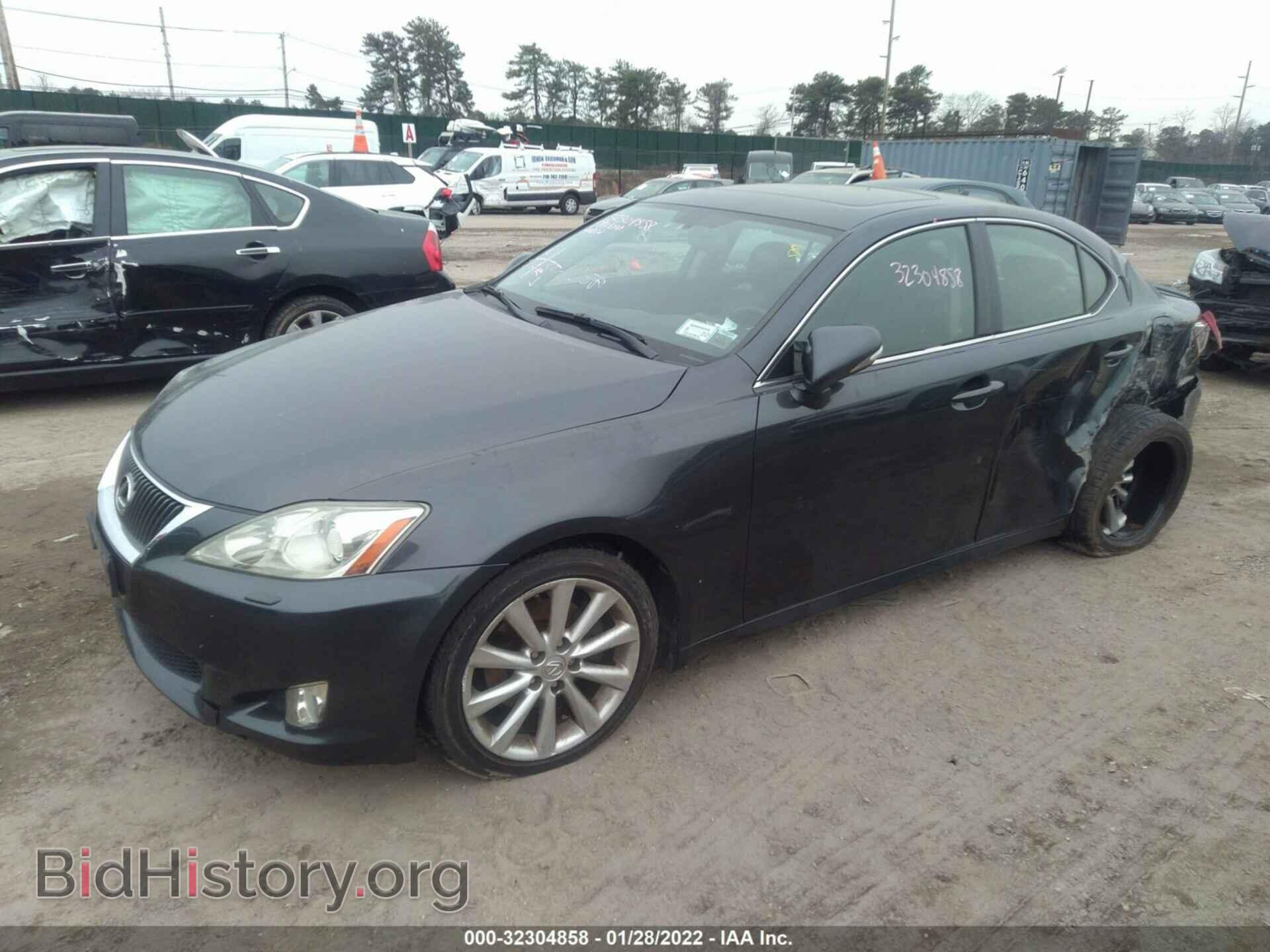 2009 LEXUS IS 250 - VIN: JTHCK262592031840 - Фото 2