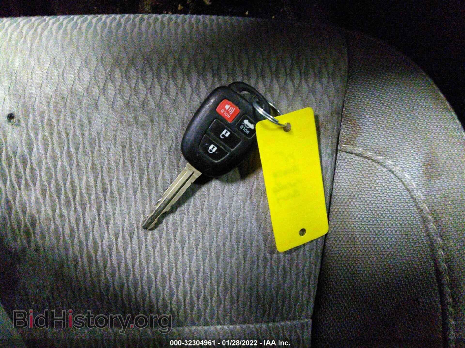 2015 TOYOTA COROLLA - VIN: 2T1BURHEXFC405833 - Photo 11
