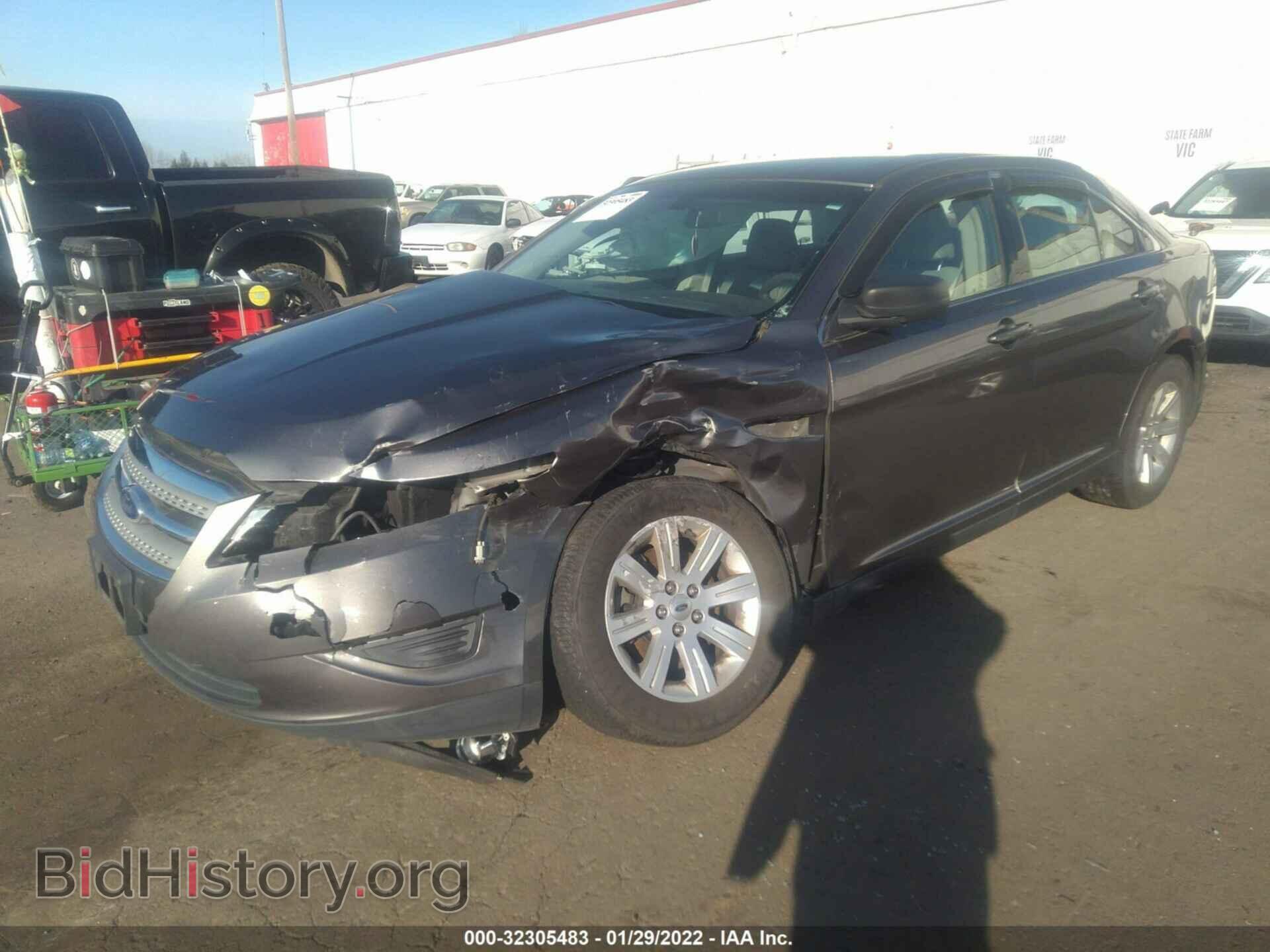 2011 FORD TAURUS - VIN: 1FAHP2DW7BG181185 - Photo 2