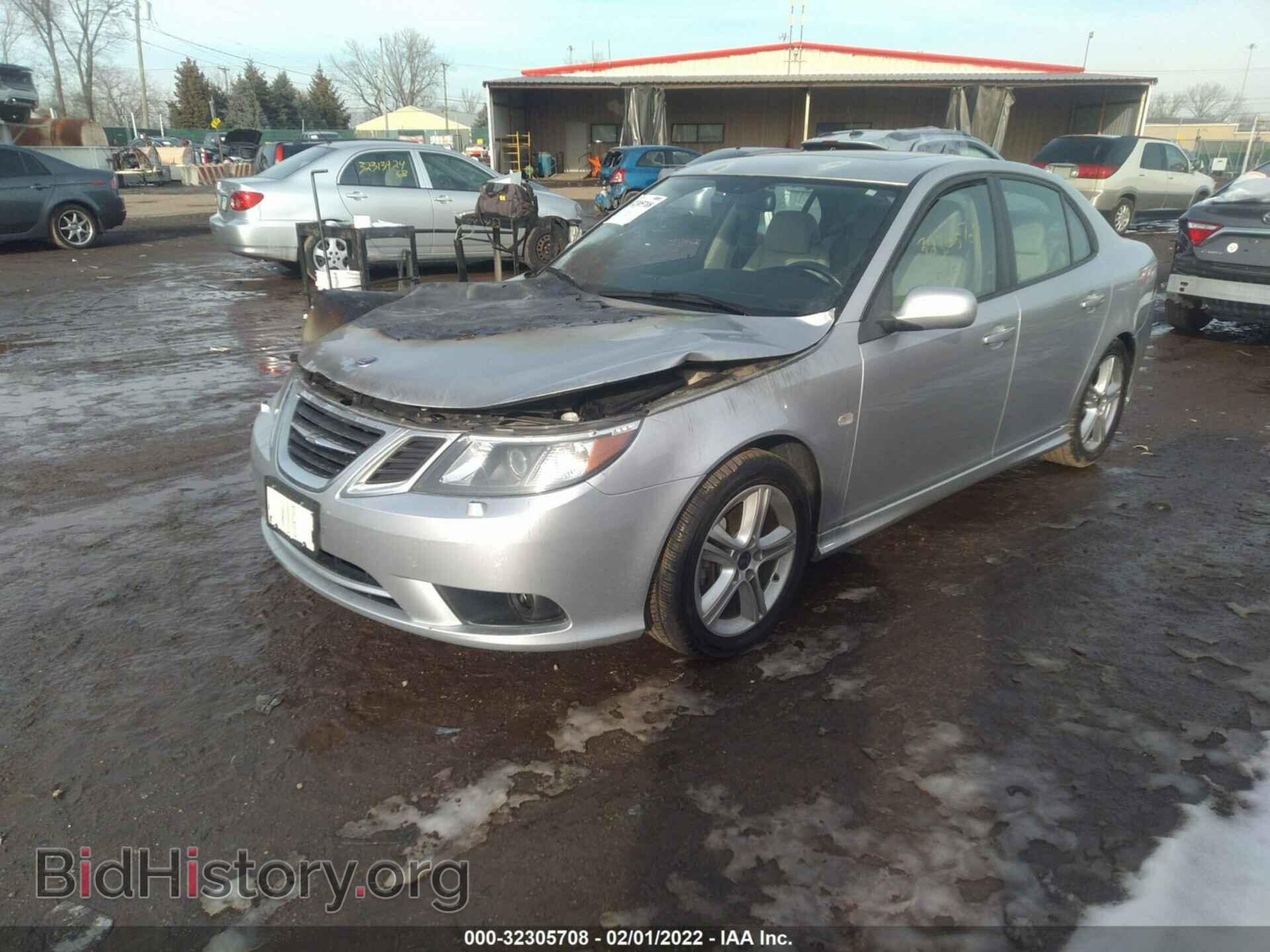 2011 SAAB 9-3 - VIN: YS3FA4BY9B1302040 - Фото 2