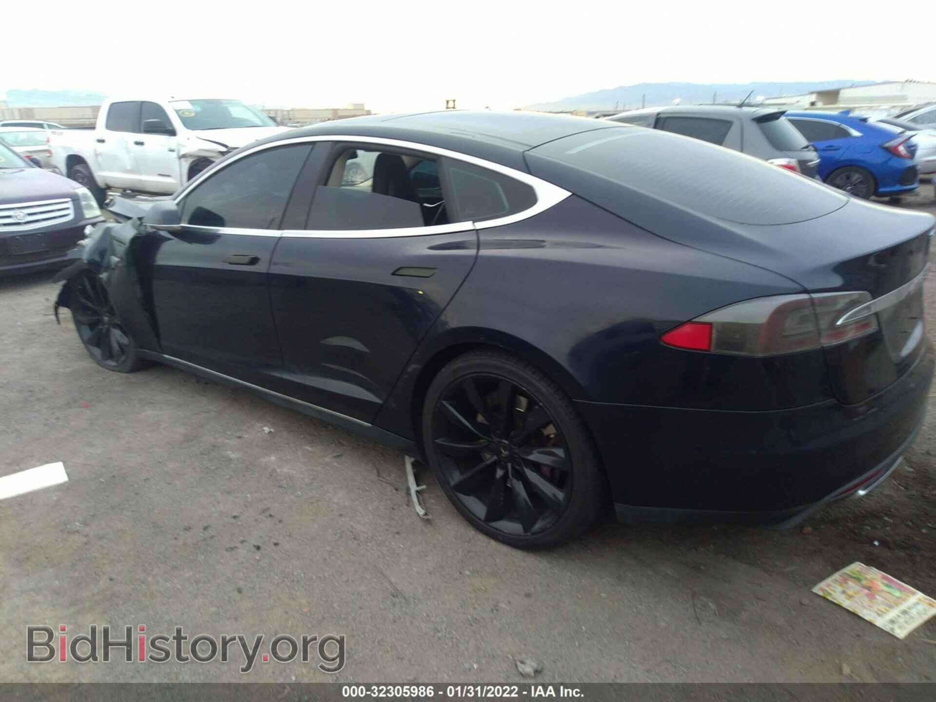 2014 TESLA MODEL S - VIN: 5YJSA1H10EFP29861 - Фото 3