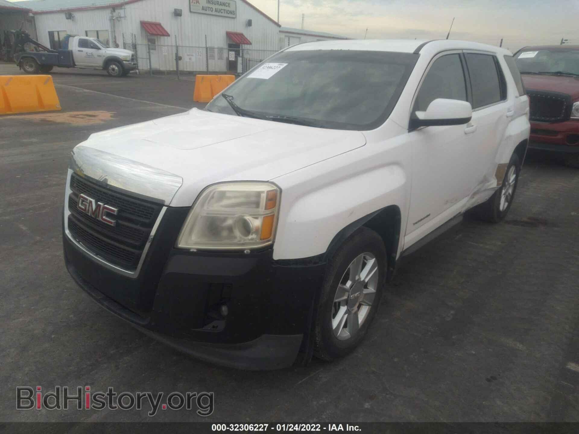 2010 GMC TERRAIN - VIN: 2CTALBEW9A6399850 - Фото 2