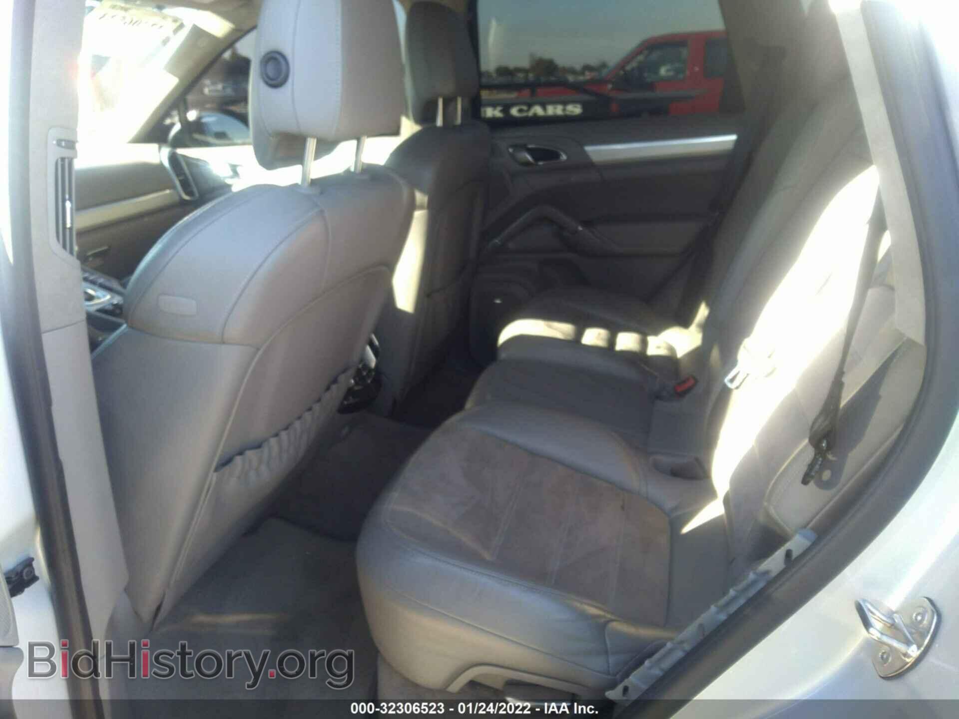 2013 PORSCHE CAYENNE - VIN: WP1AD2A20DLA77135 - Photo 8