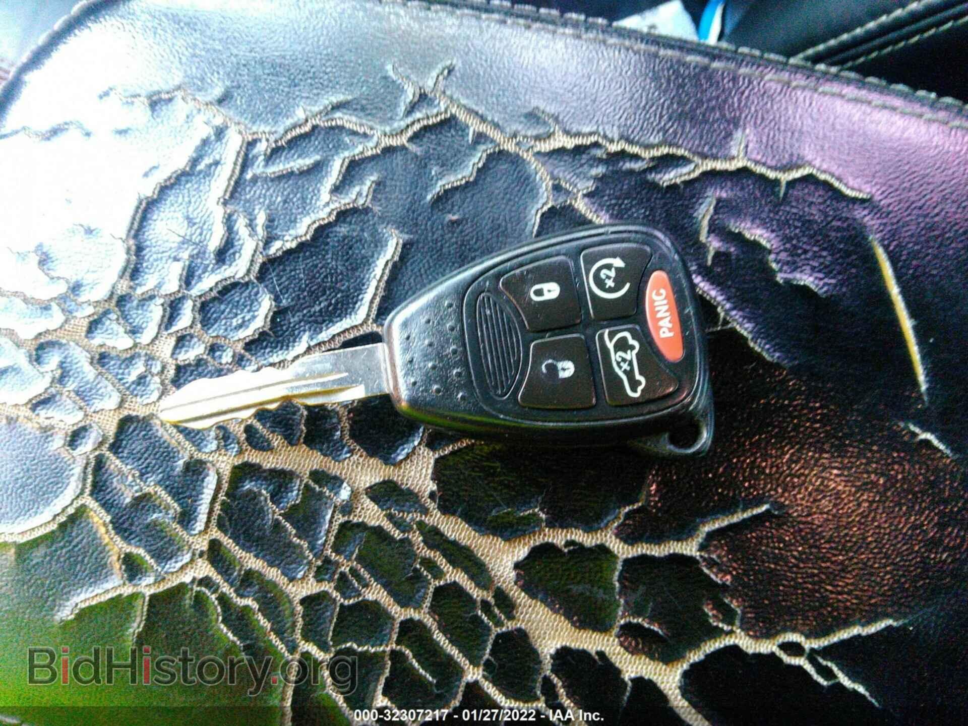 2012 CHRYSLER 200 - VIN: 1C3CCBCB7CN173748 - Фото 11