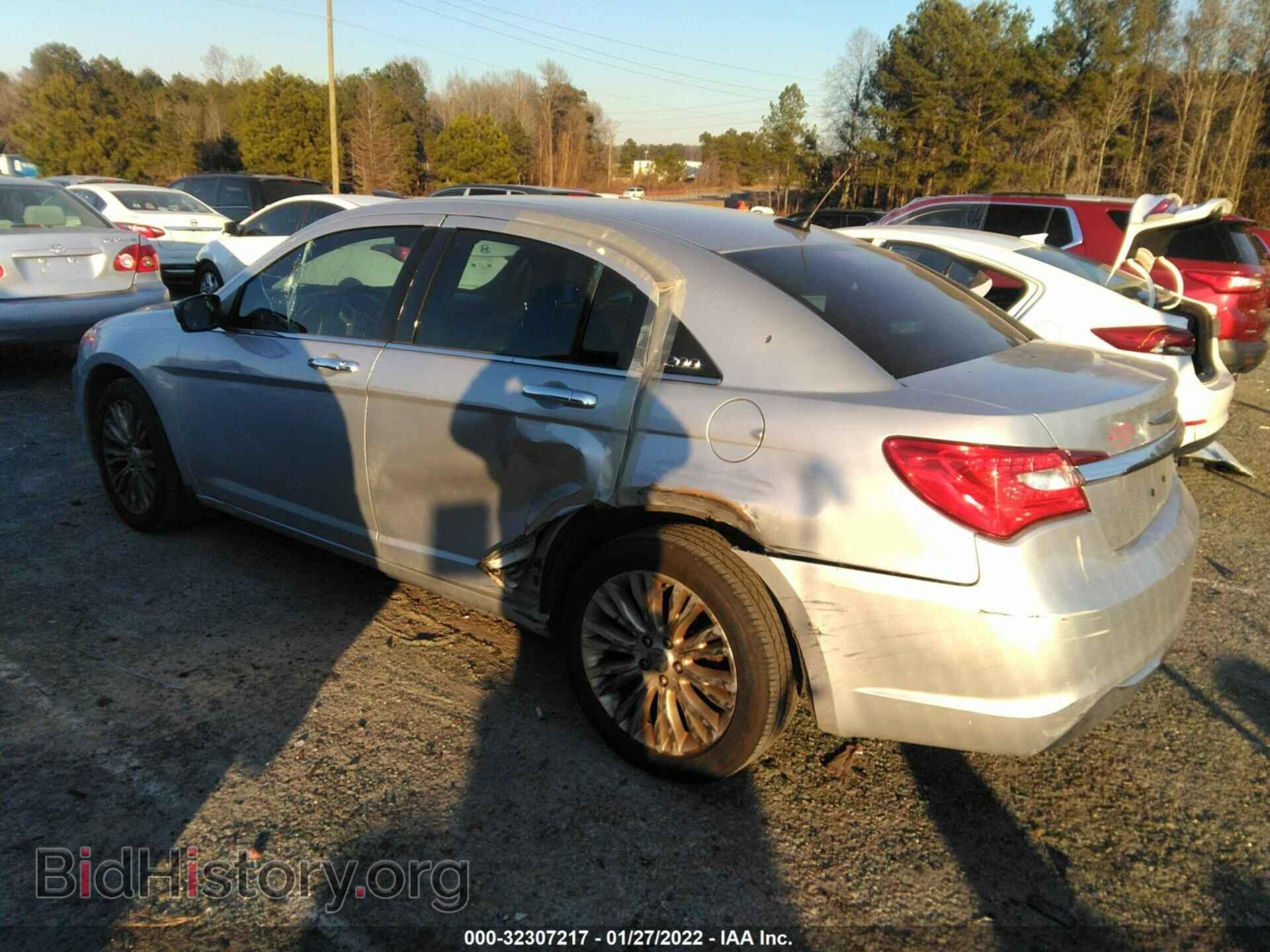 2012 CHRYSLER 200 - VIN: 1C3CCBCB7CN173748 - Фото 3