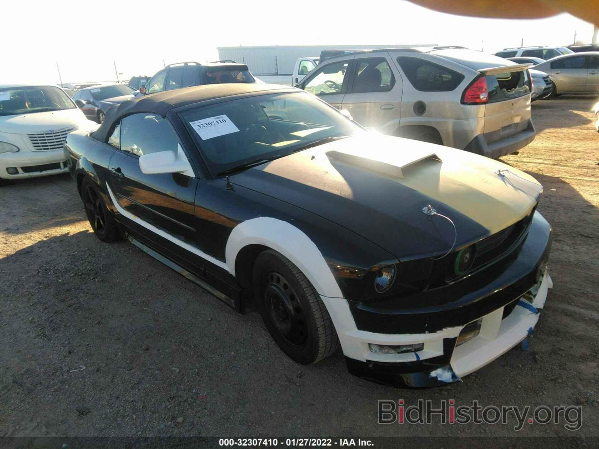Photo 1ZVFT84N365217816 - FORD MUSTANG 2006