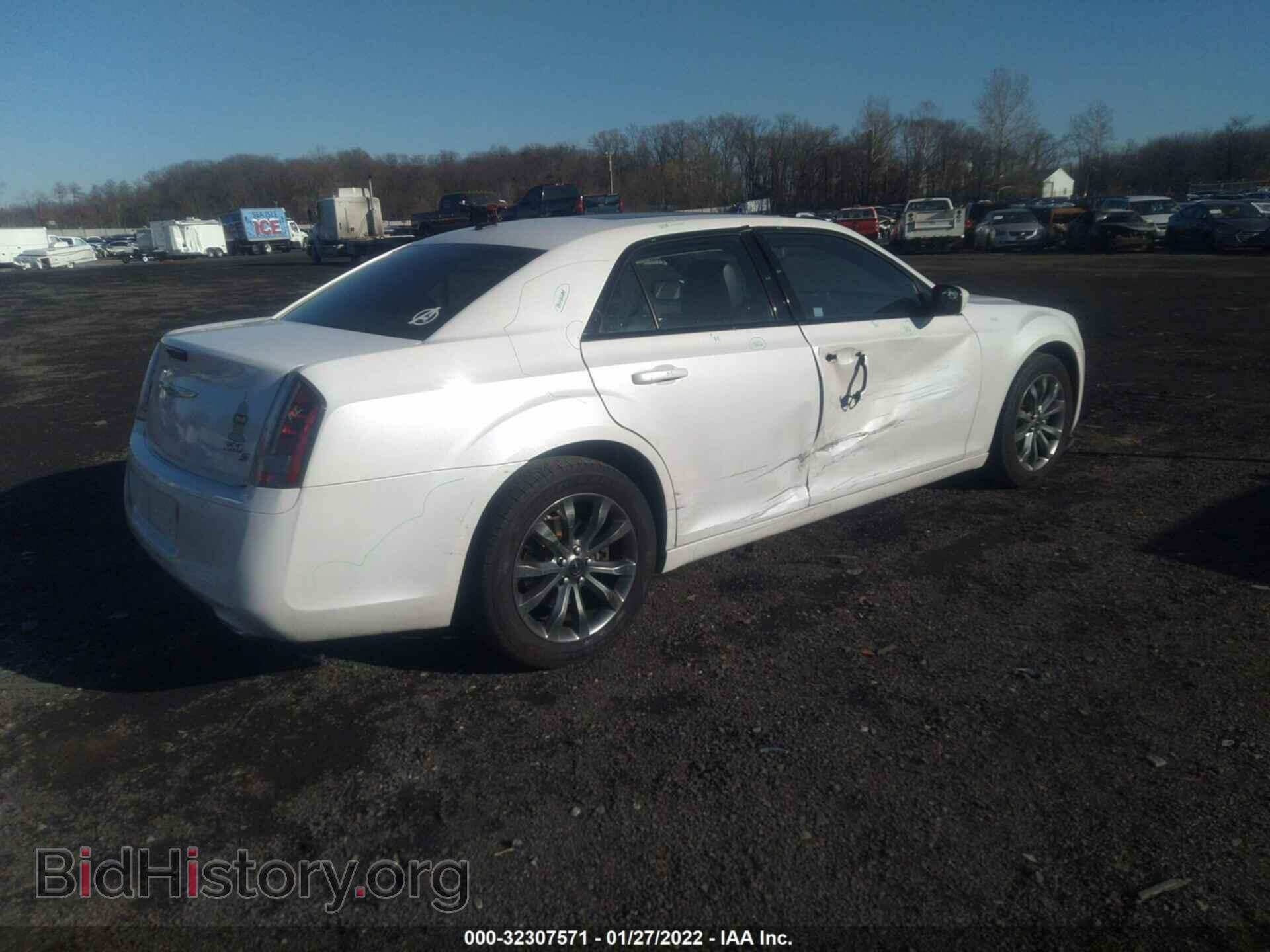 2014 CHRYSLER 300 - VIN: 2C3CCAGG4EH384773 - Фото 4